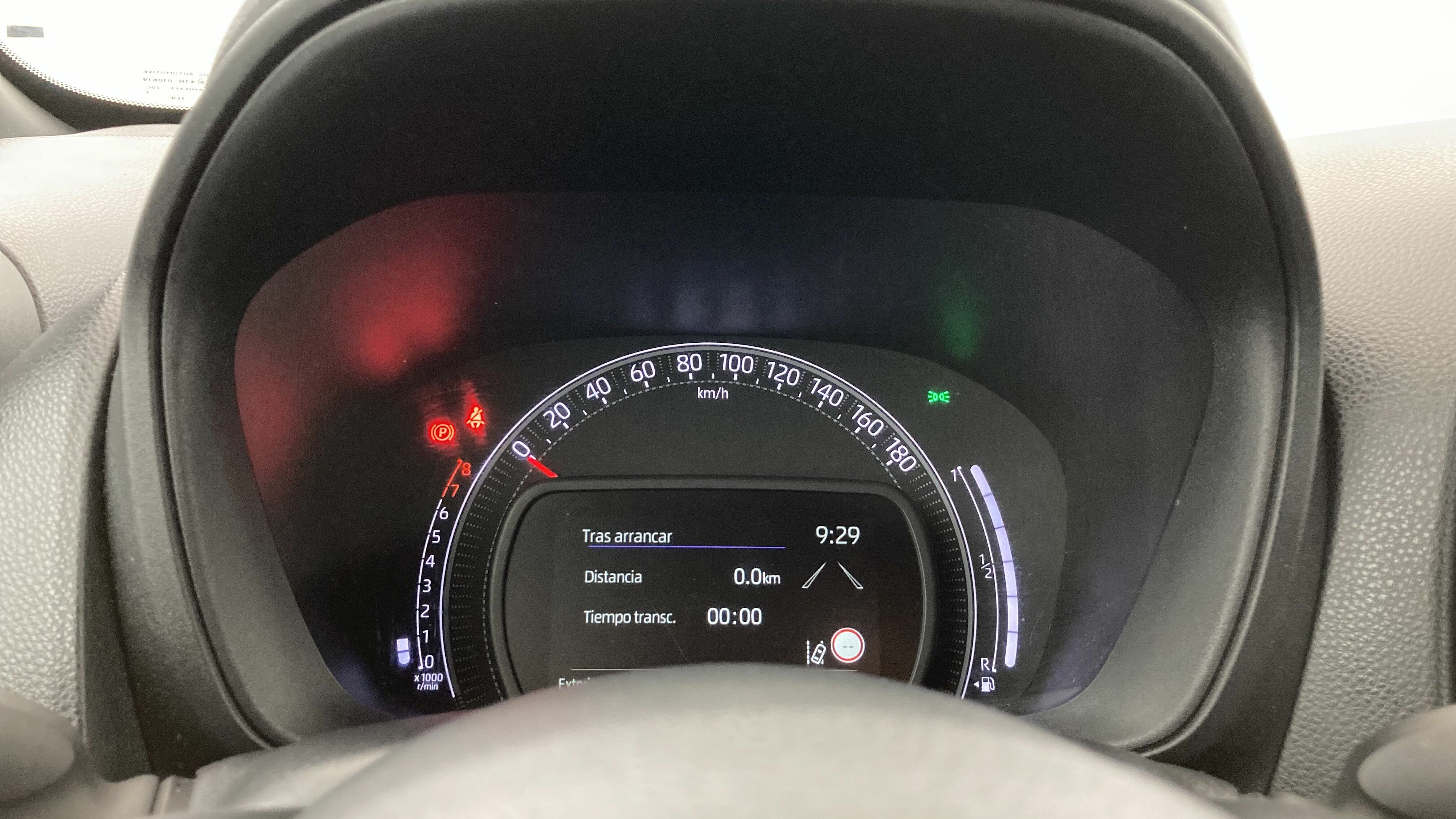 toyota aygo x pulse 1.0 VVT-I 72 2023 cardamon green / black 18