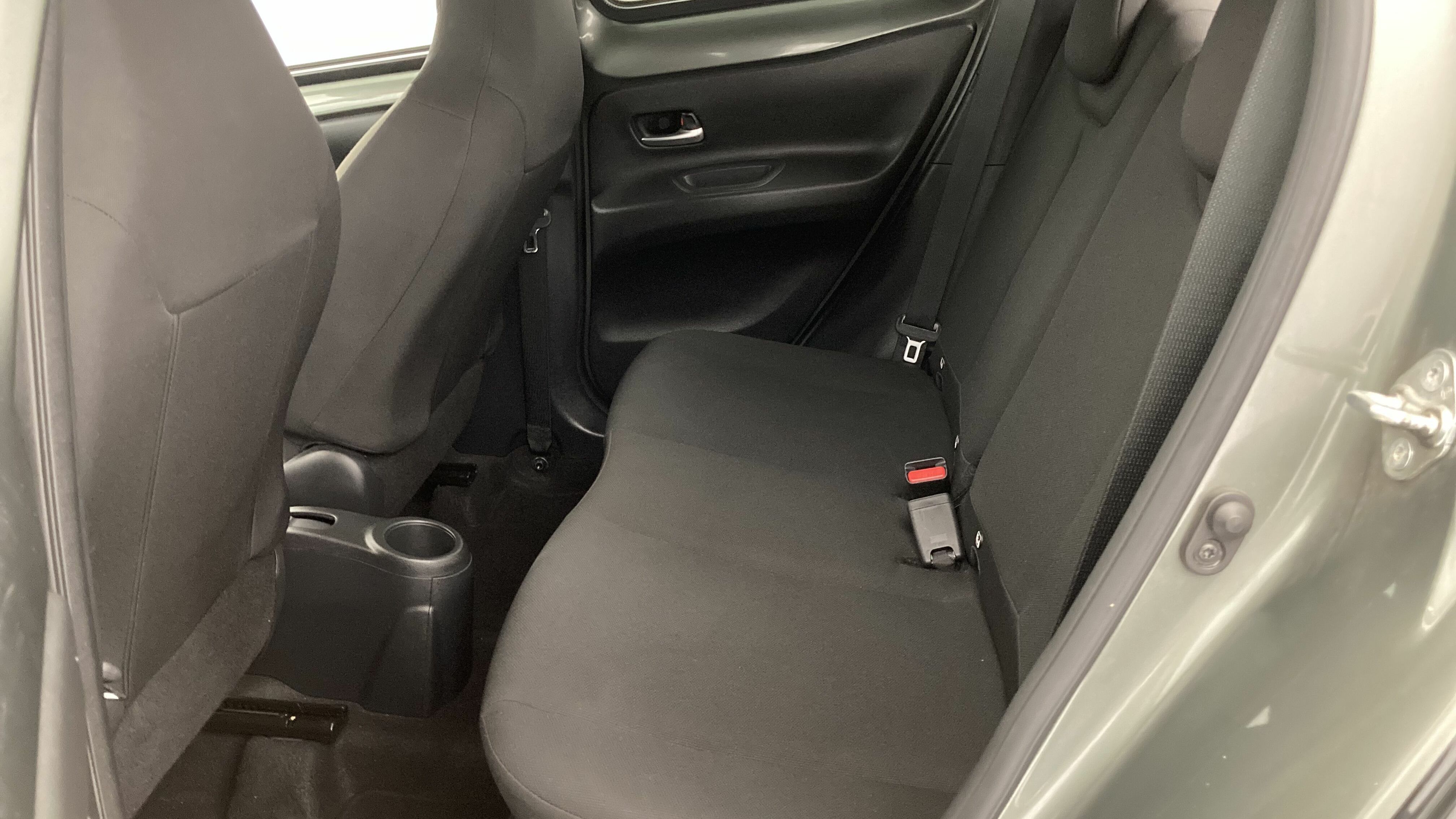toyota aygo x pulse 1.0 VVT-I 72 2023 cardamon green / black 21
