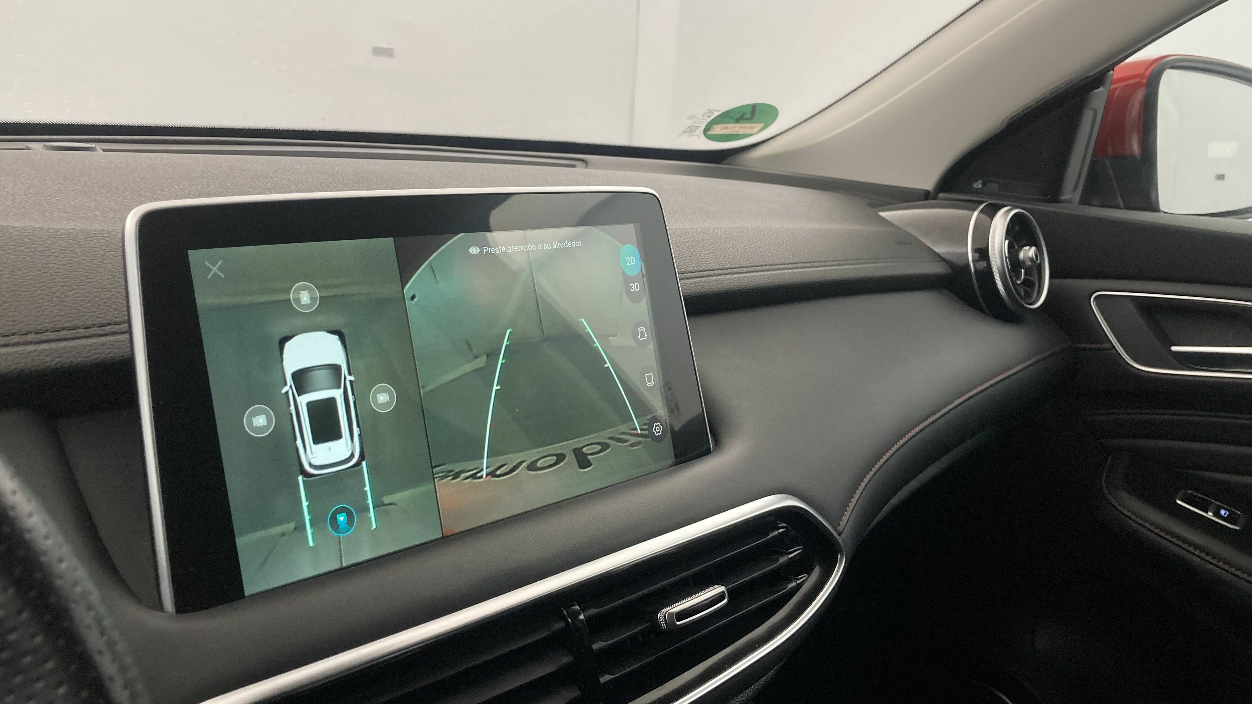 mg hs luxury 1.5 T-GDI 162 2023 diamond red - rsj 18