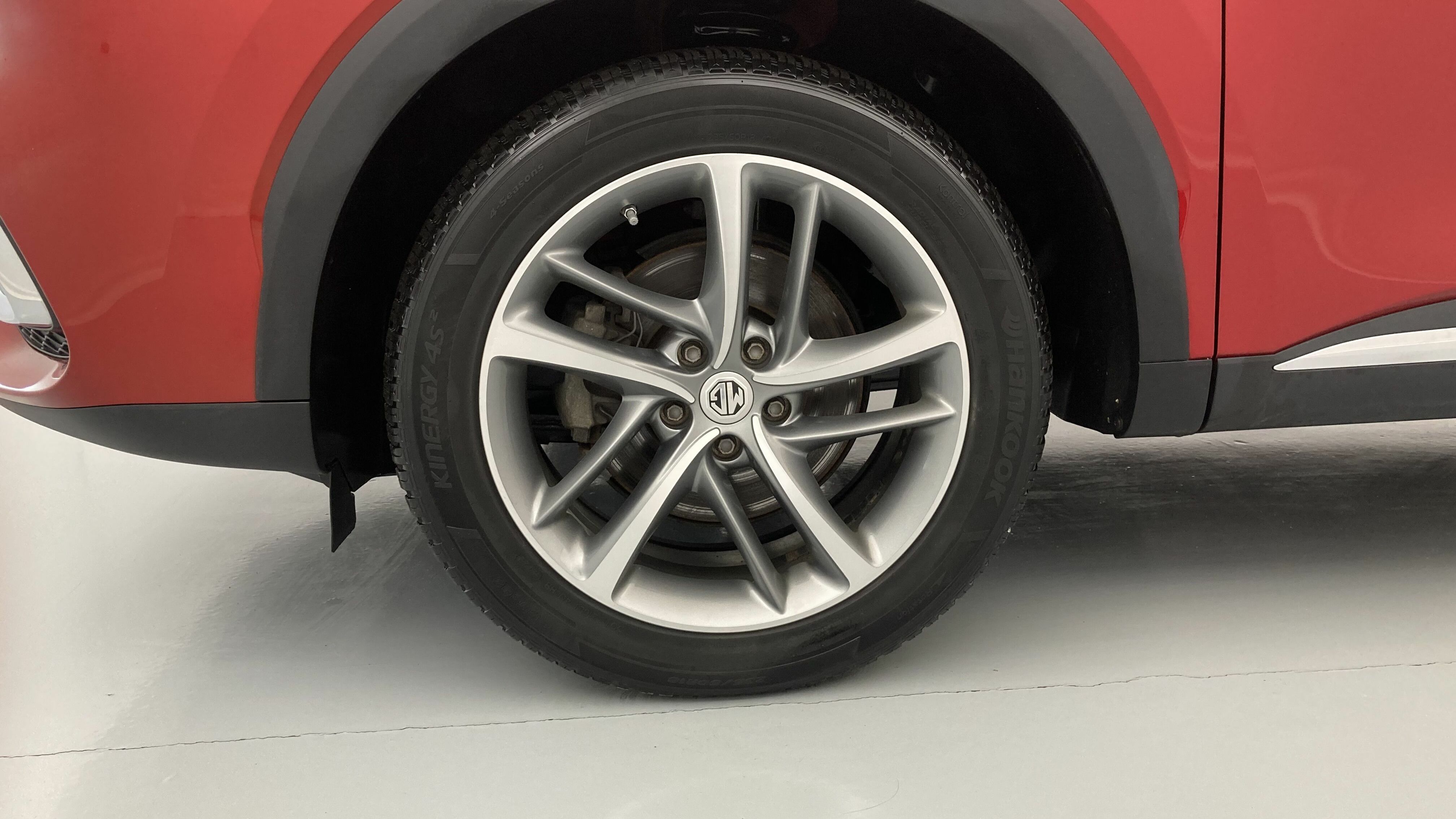 mg hs luxury 1.5 T-GDI 162 2023 diamond red - rsj 26