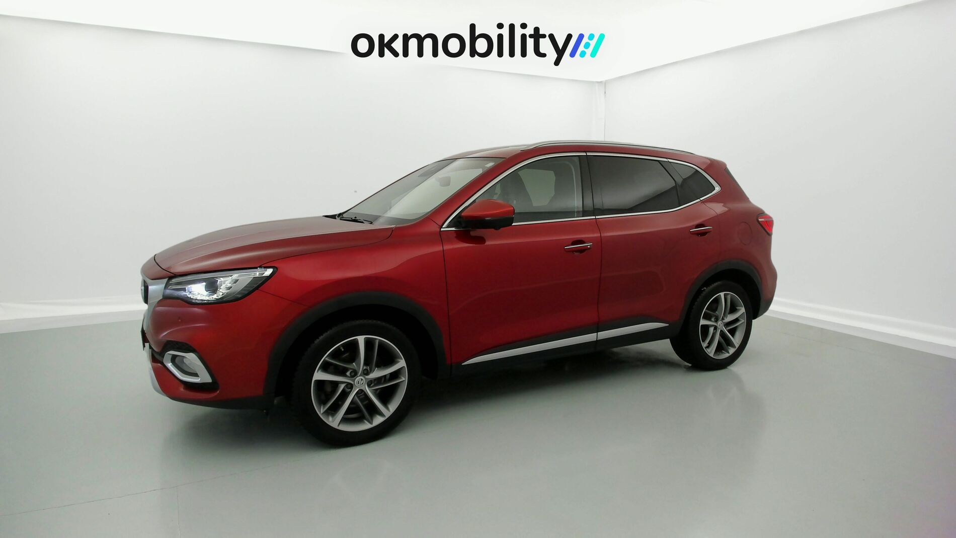 mg hs luxury 1.5 T-GDI 162 2023 diamond red - rsj 4