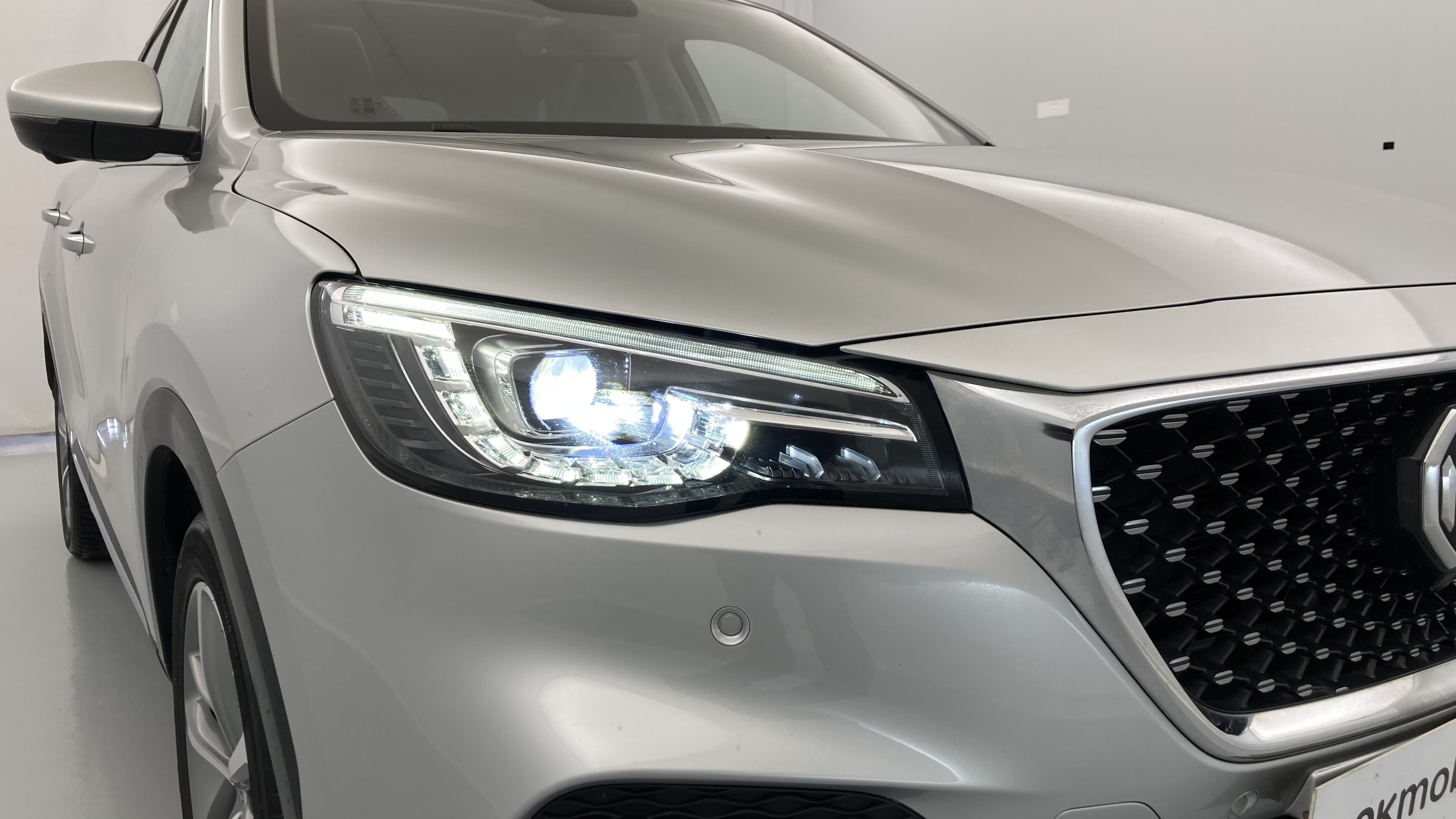 mg hs luxury 1.5 T-GDI 162 AT 2023 medal silver - ssa 14