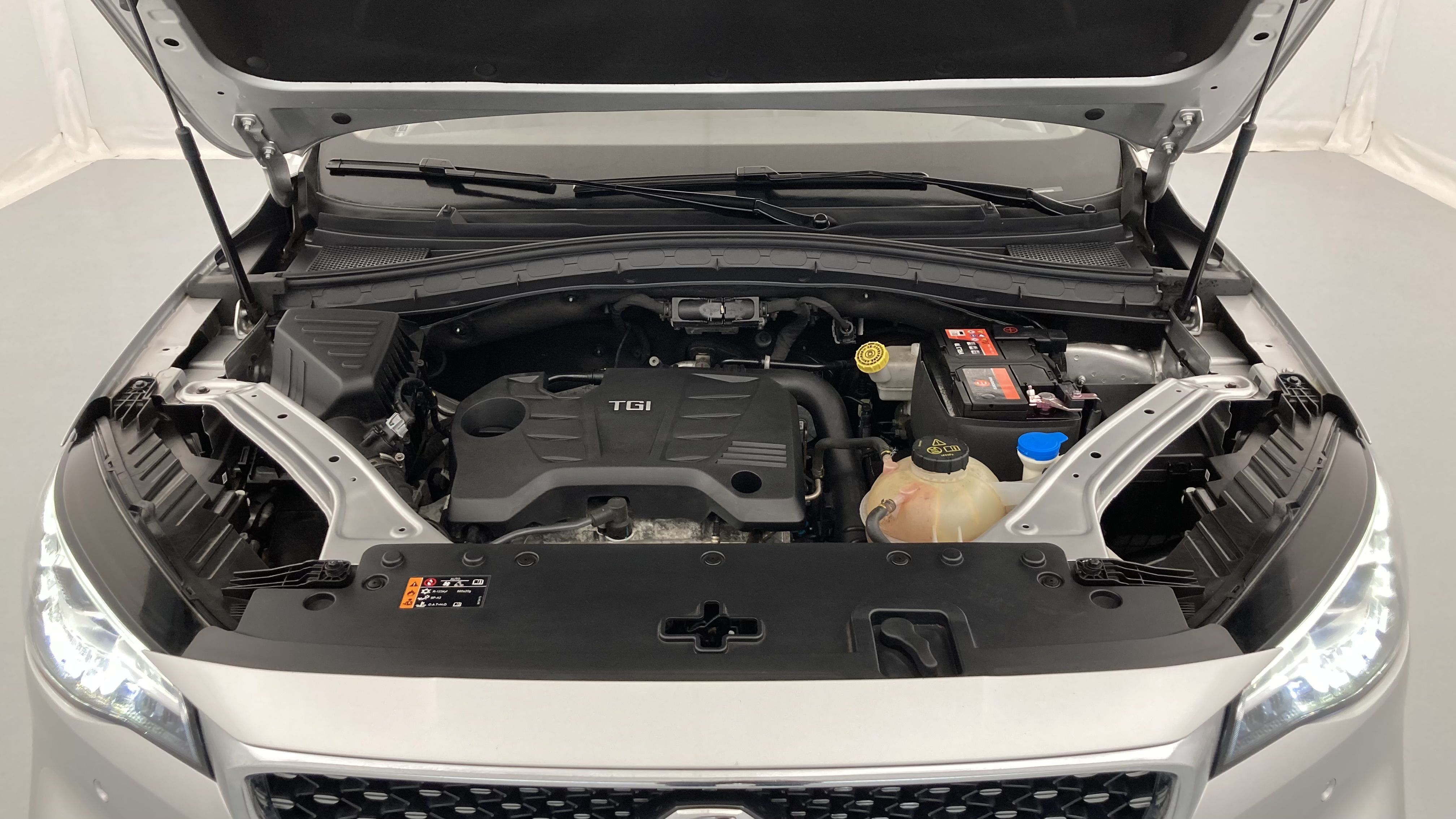 mg hs luxury 1.5 T-GDI 162 AT 2023 medal silver - ssa 23