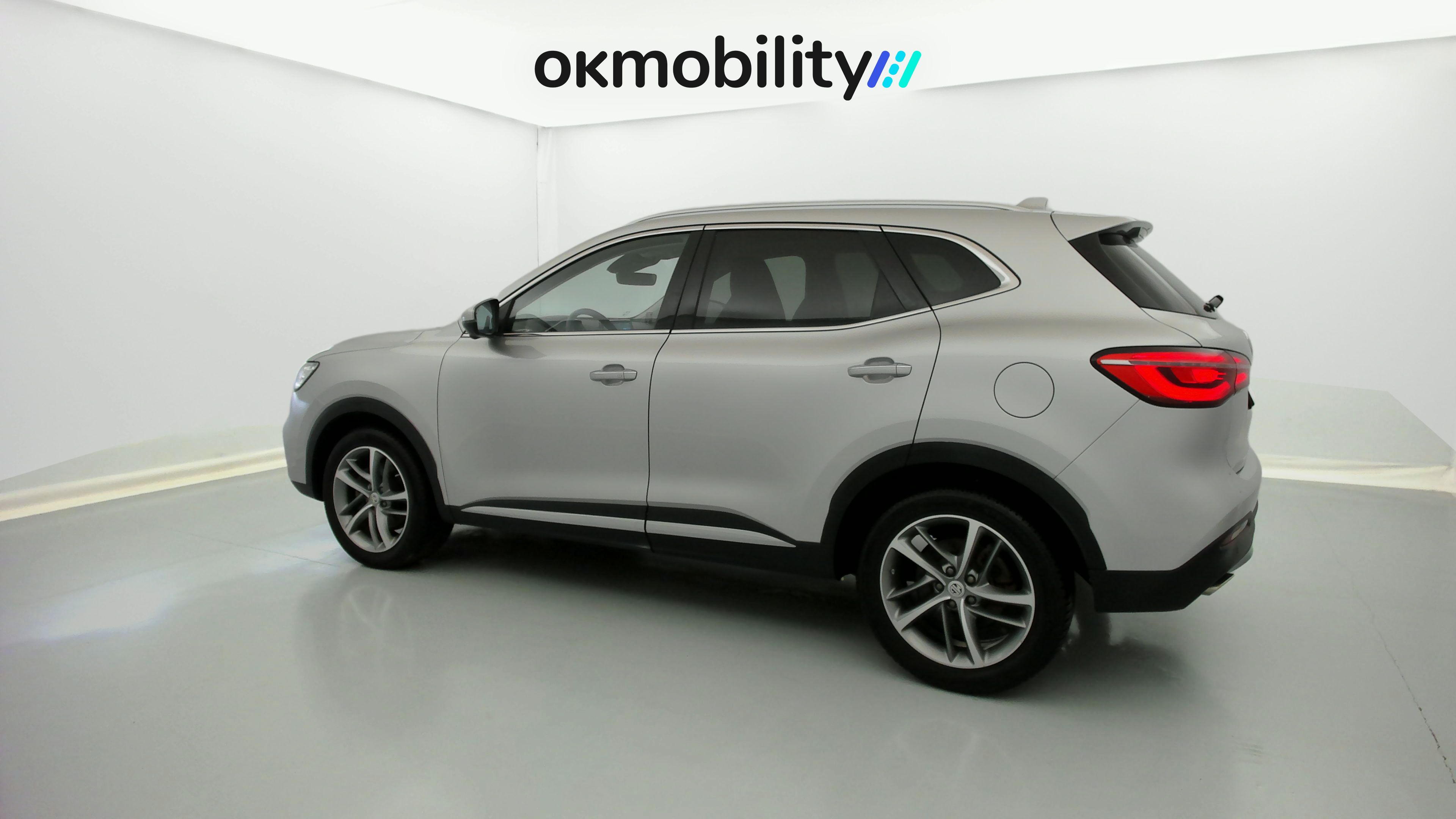 mg hs luxury 1.5 T-GDI 162 AT 2023 medal silver - ssa 8