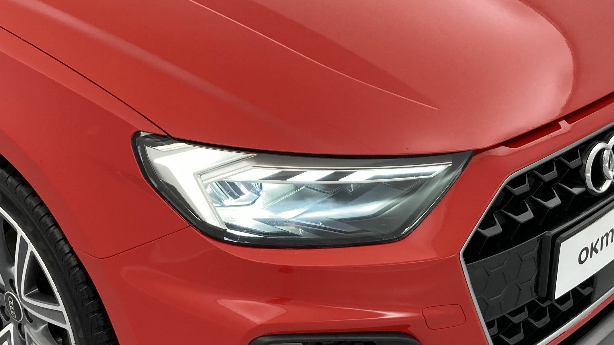 audi a1 sportback s line 30 TFSI 110 2022 misanorot / mythosschwarz 30