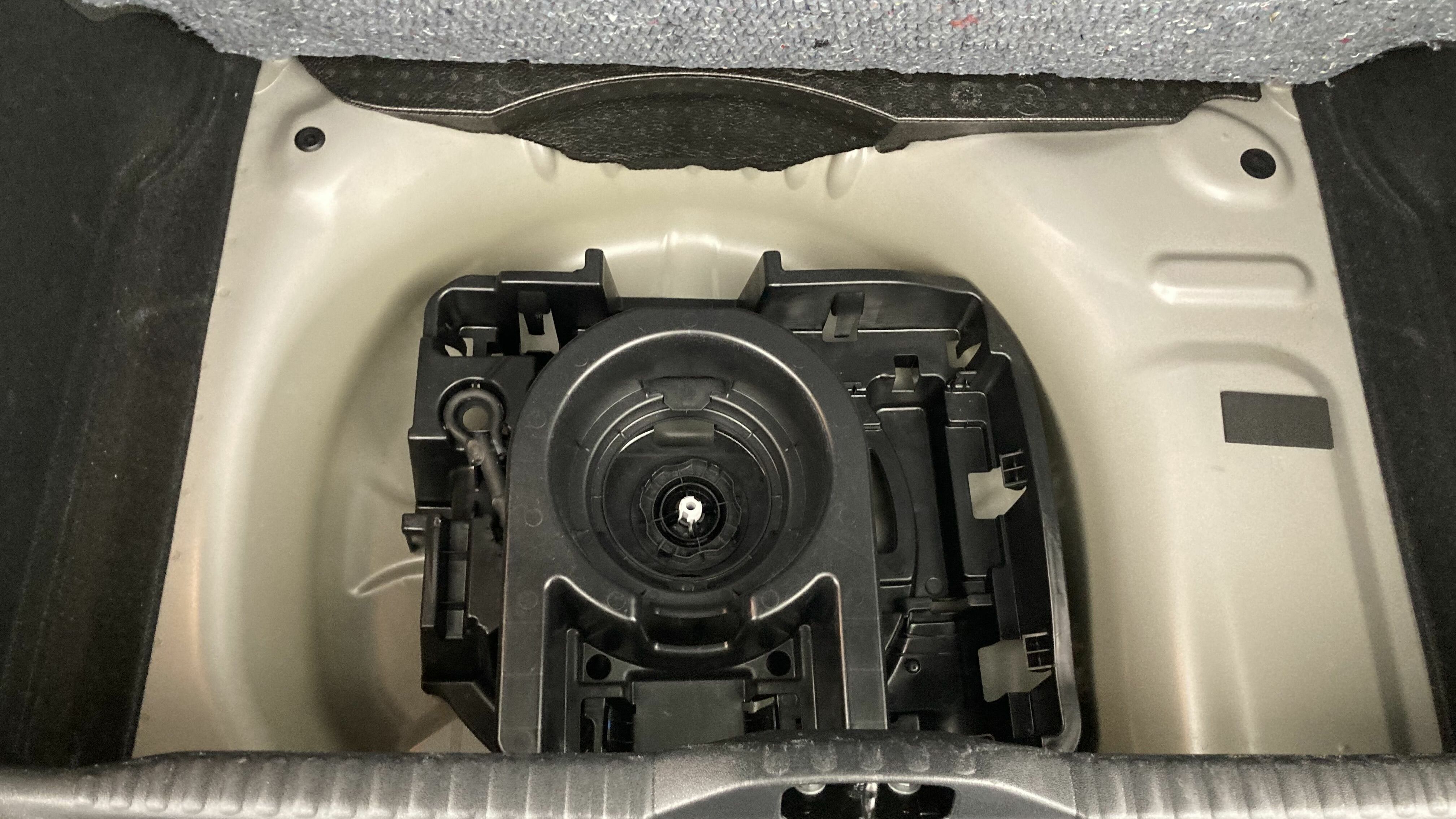 citroen c3 c series 1.2 PURETECH 83 2022 platinium grau metallic 24