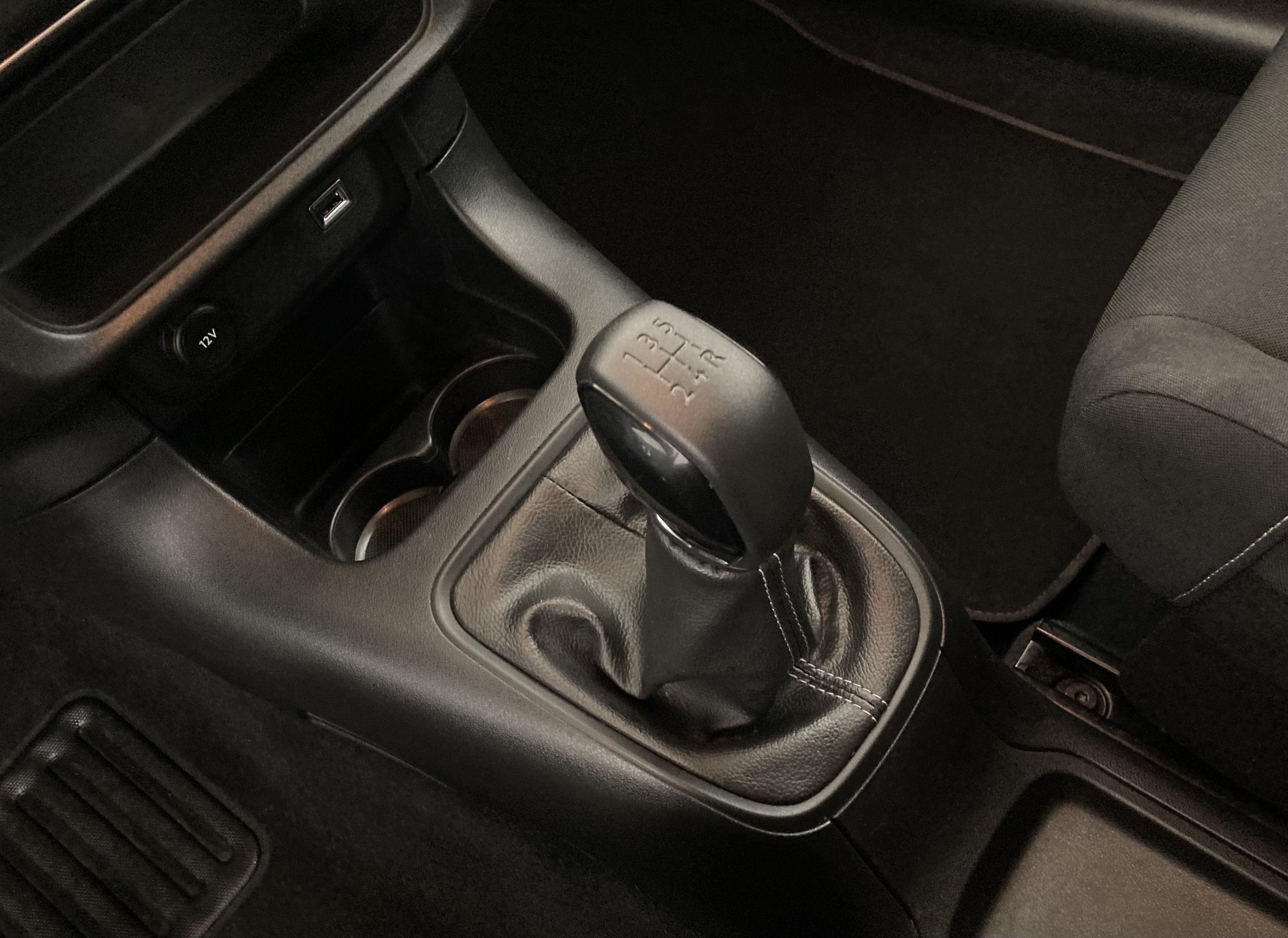 citroen c3 c series 1.2 PURETECH 83 2022 perla nera metallic 14