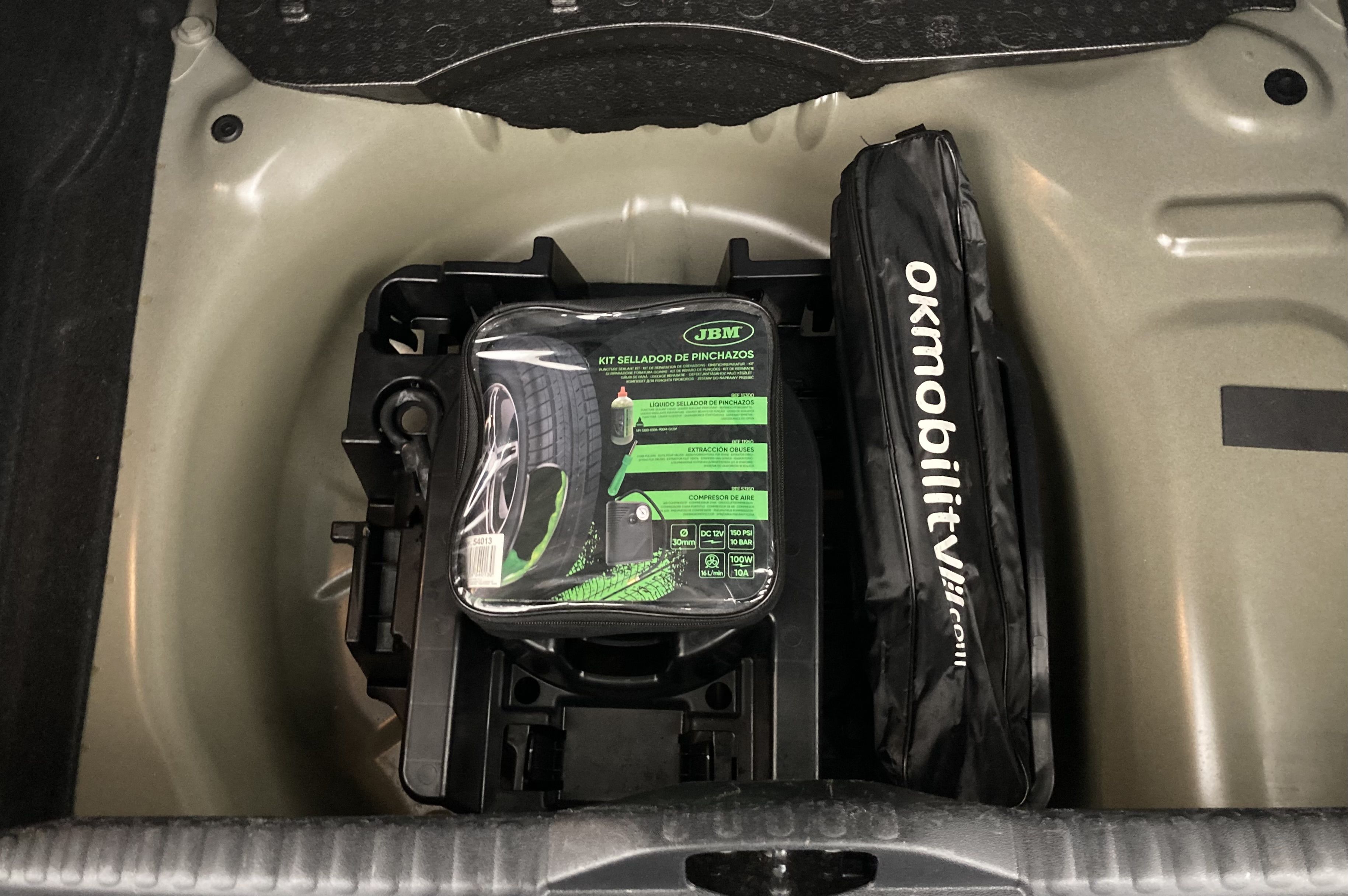 citroen c3 c series 1.2 PURETECH 83 2022 perla nera metallic 26