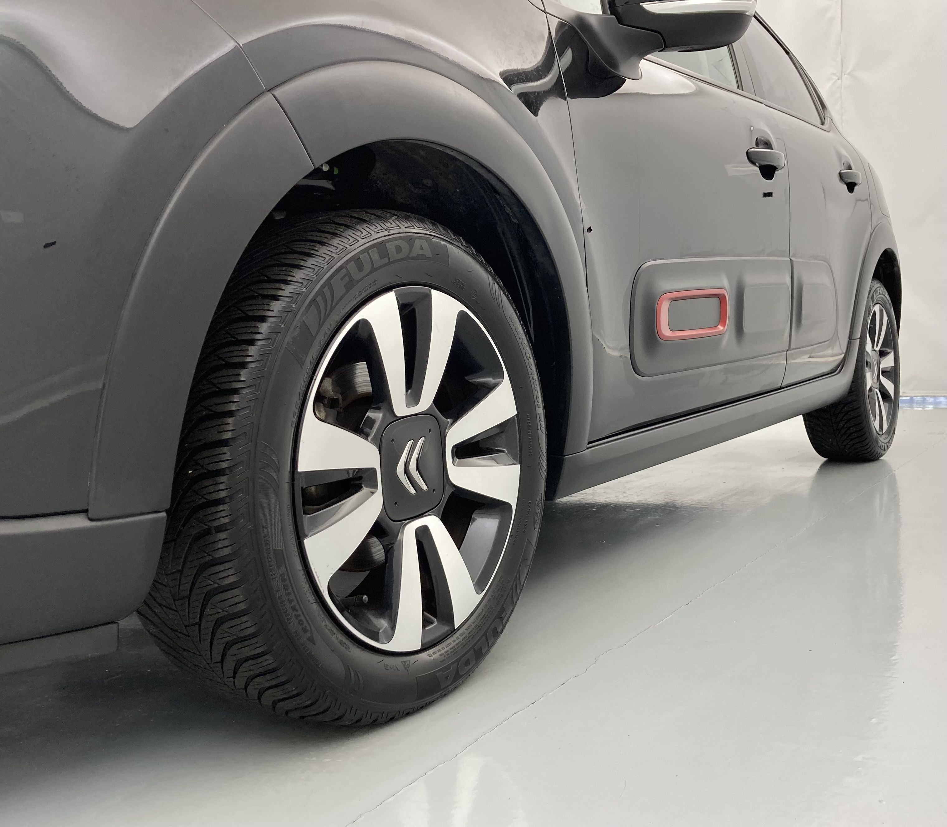 citroen c3 c series 1.2 PURETECH 83 2022 perla nera metallic 28