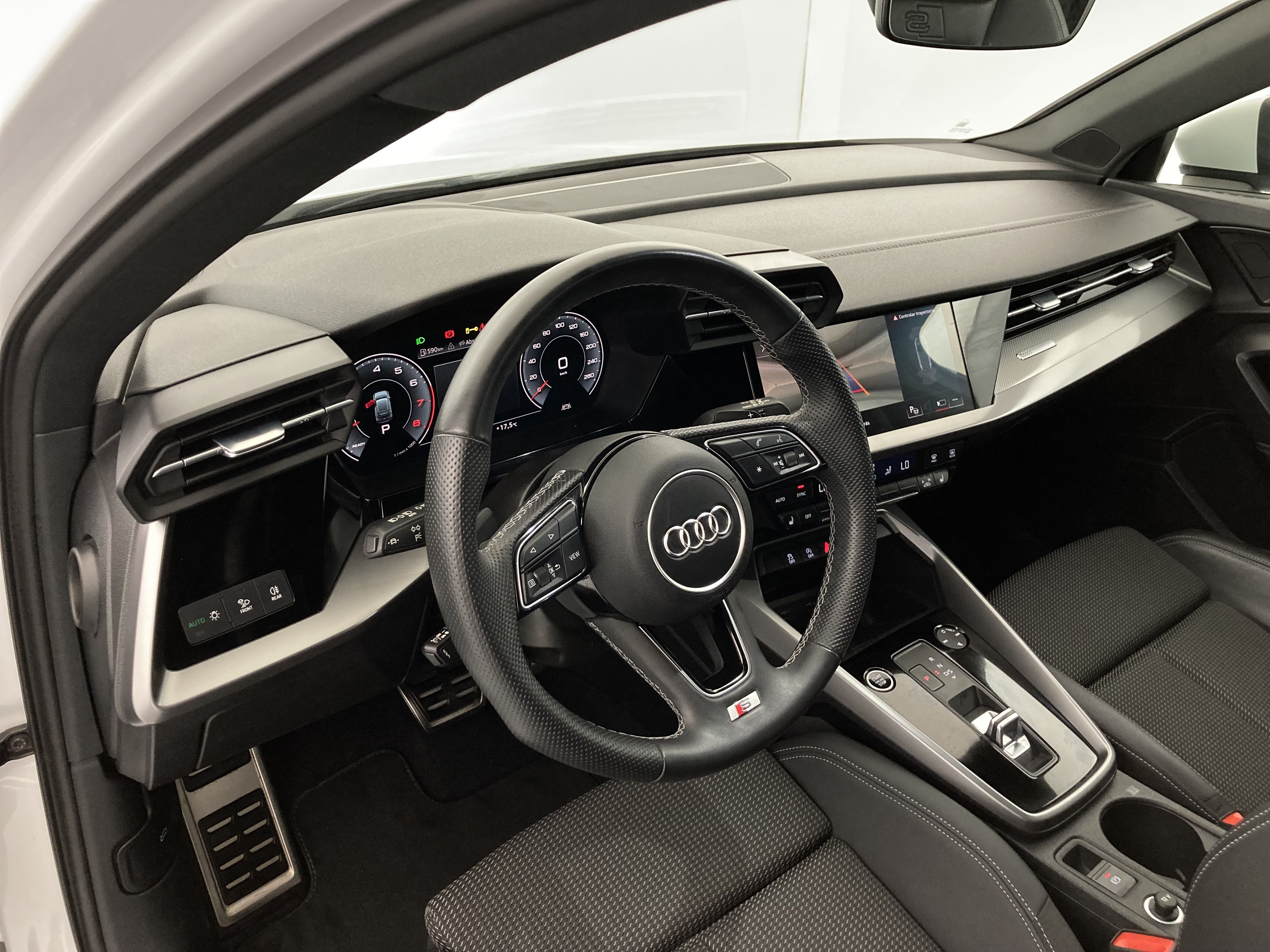 audi a3 sportback s line 35 TFSI 150 STRONIC 2024 gletscherweiss metallic 15