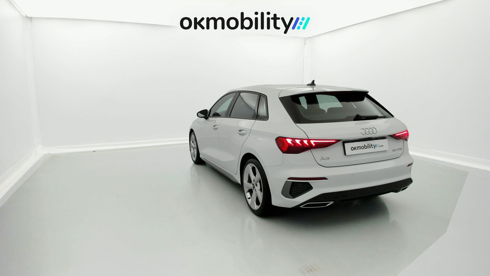 audi a3 sportback s line 35 TFSI 150 STRONIC 2024 gletscherweiß met. 10