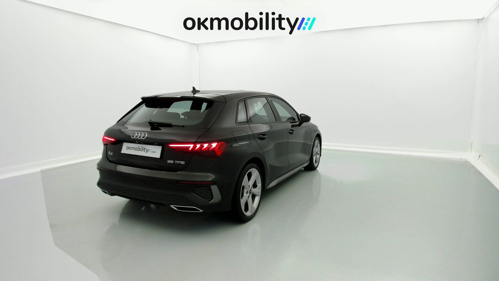 audi a3 sportback s line 35 TFSI 150 STRONIC 2024 mythosschwarz met. 12