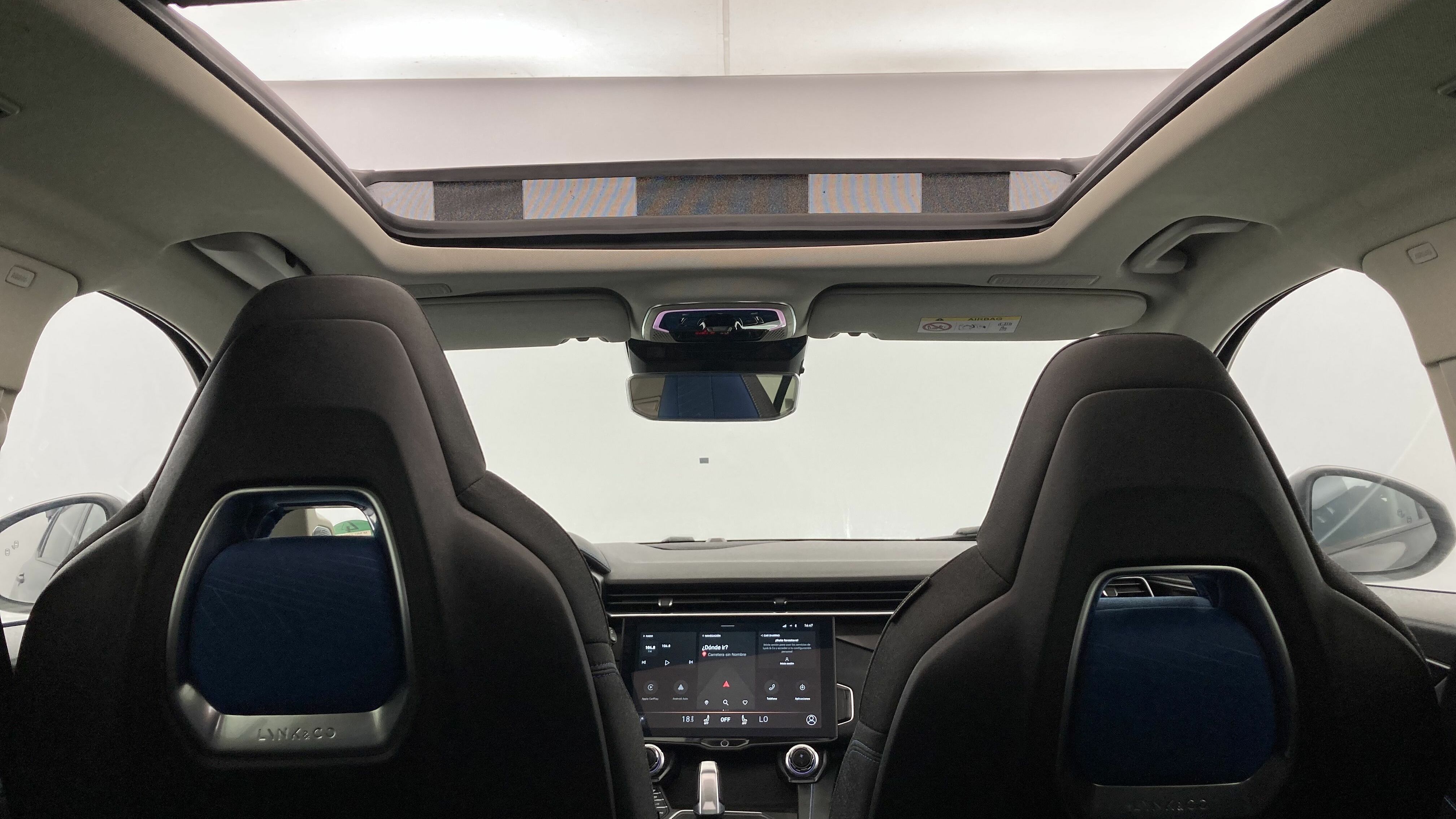 lynk&co 01 nv 1.5 PHEV 261 2022 black 32