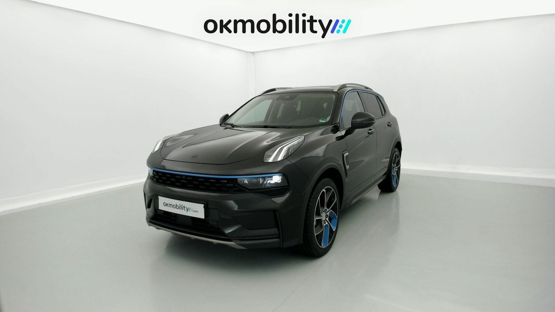 lynk&co 01 nv 1.5 PHEV 261 2022 black 1