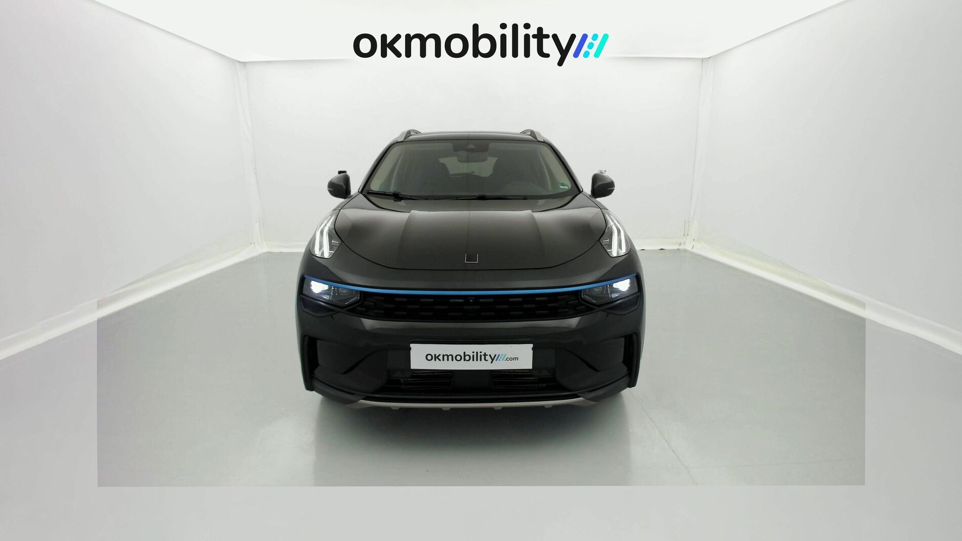 lynk&co 01 nv 1.5 PHEV 261 2022 black 4