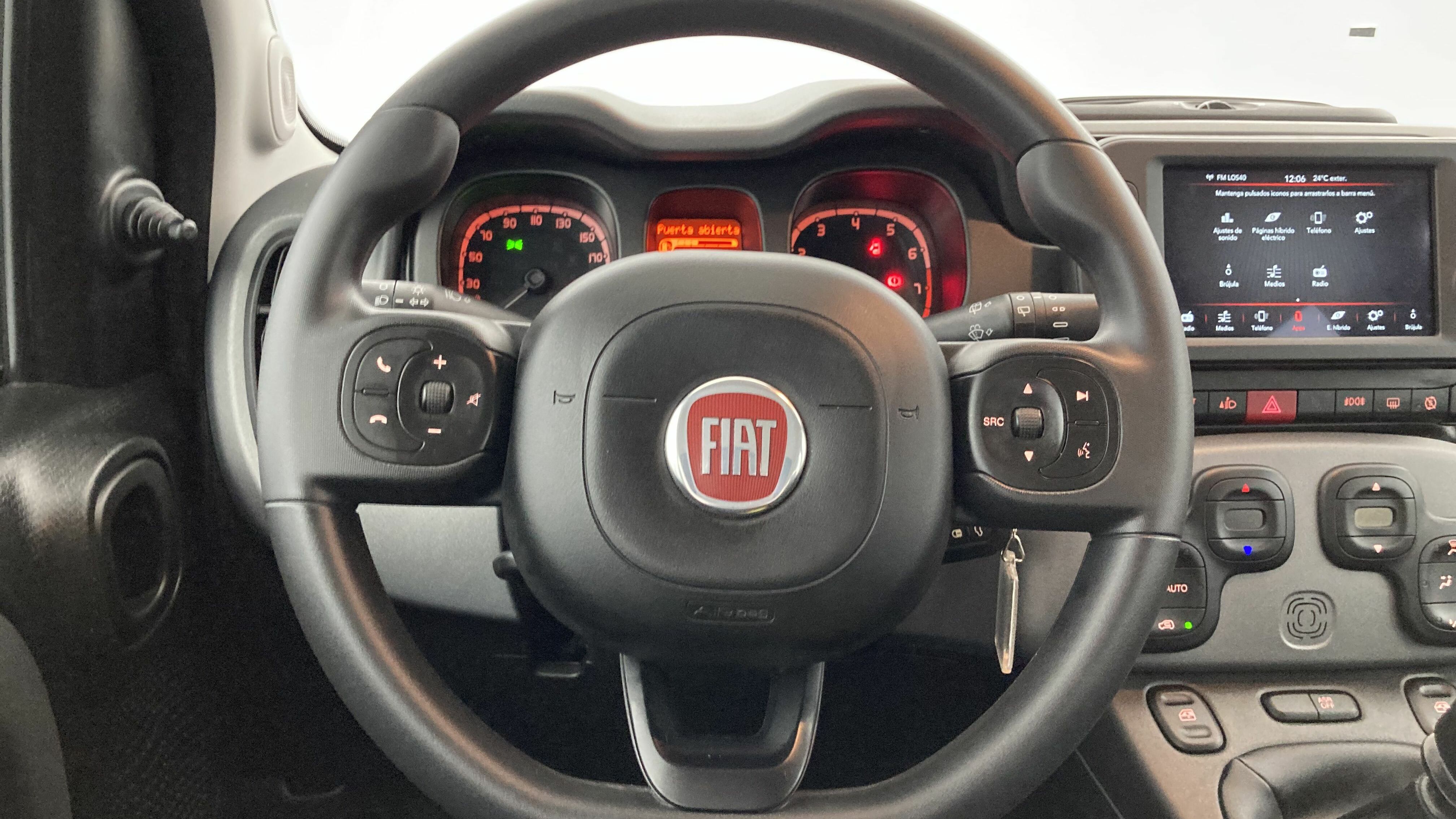 fiat panda cross city plus 1.0 HYBRID 70 MHEV 2023 cinema schwarz 18