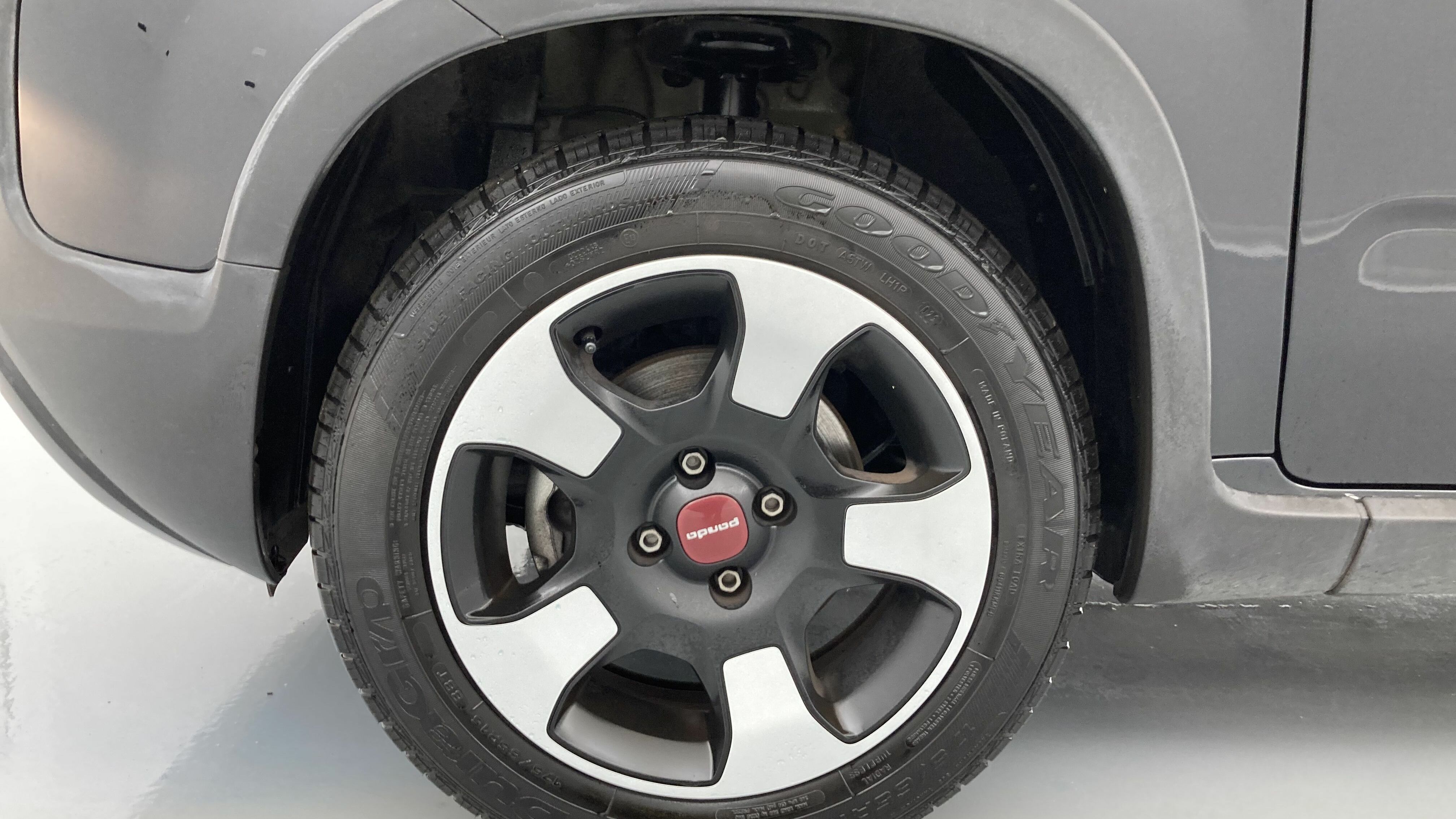 fiat panda cross city plus 1.0 HYBRID 70 MHEV 2023 cinema schwarz 28