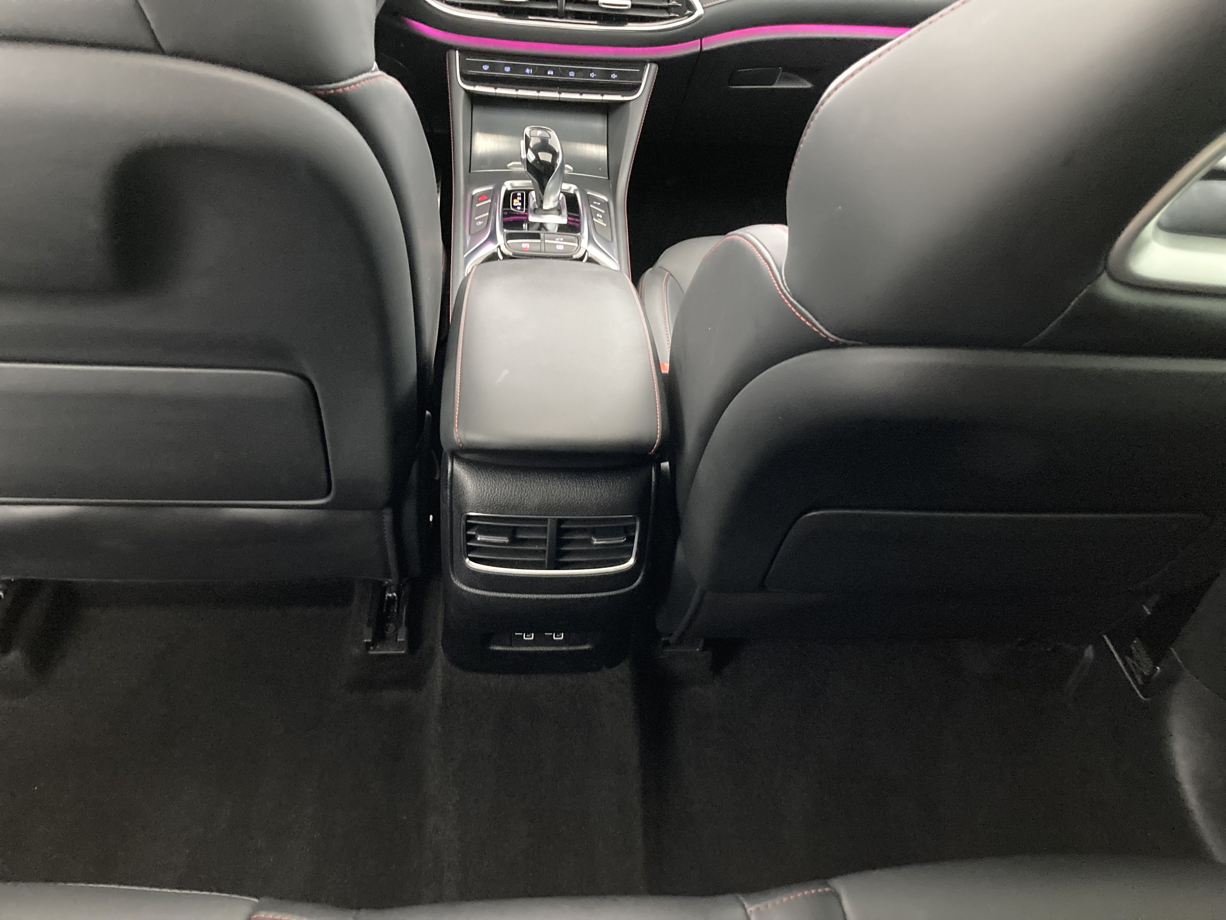 mg hs luxury 1.5 T-GDI 162 AT 2023 dover white - wsb 18