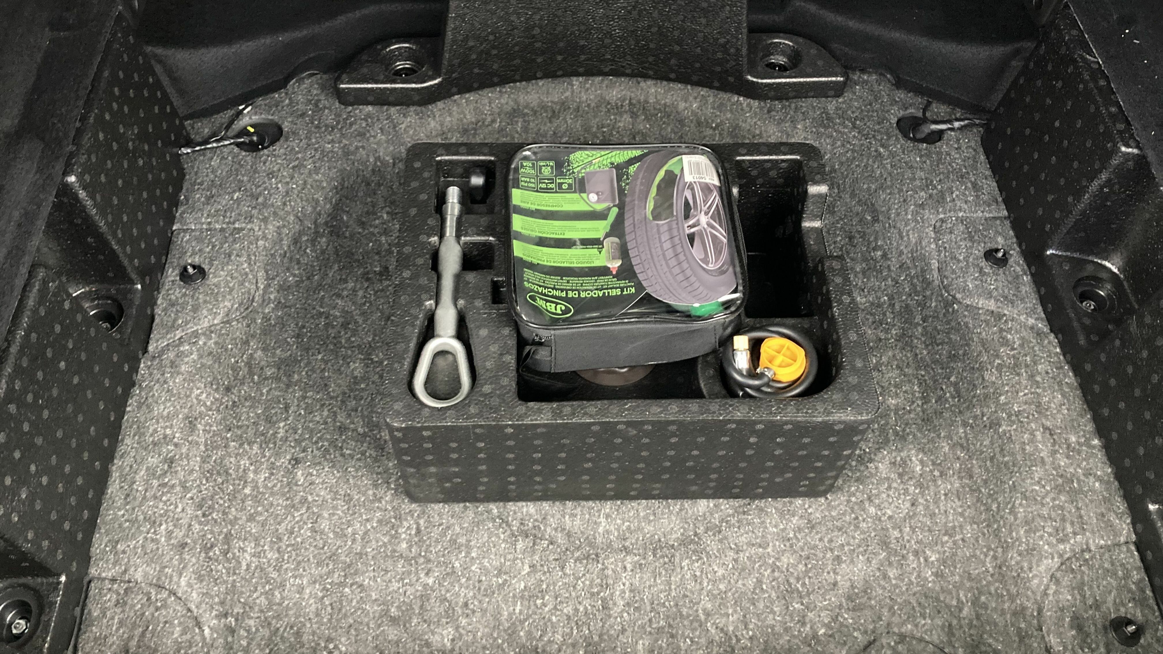 mg hs luxury 1.5 T-GDI 162 2023 pebble black 23