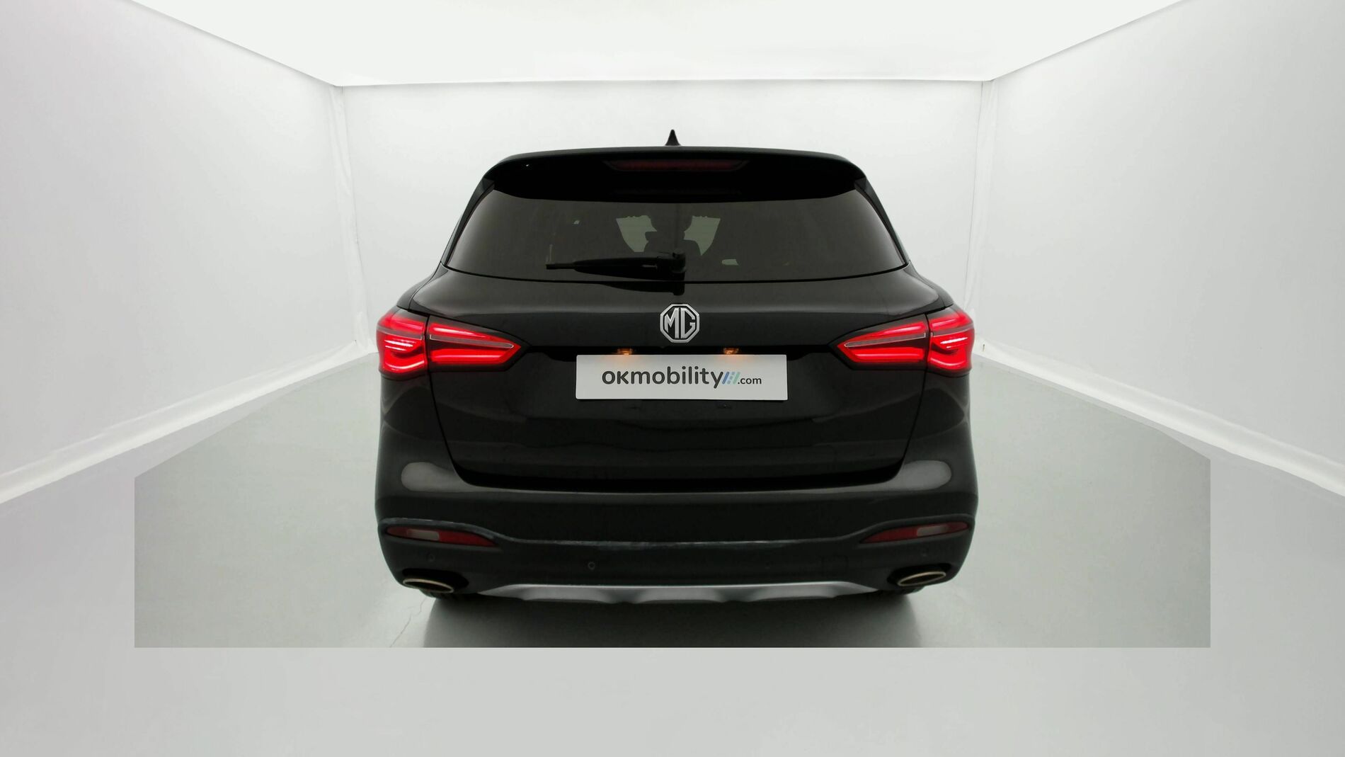 mg hs luxury 1.5 T-GDI 162 2023 pebble black 7