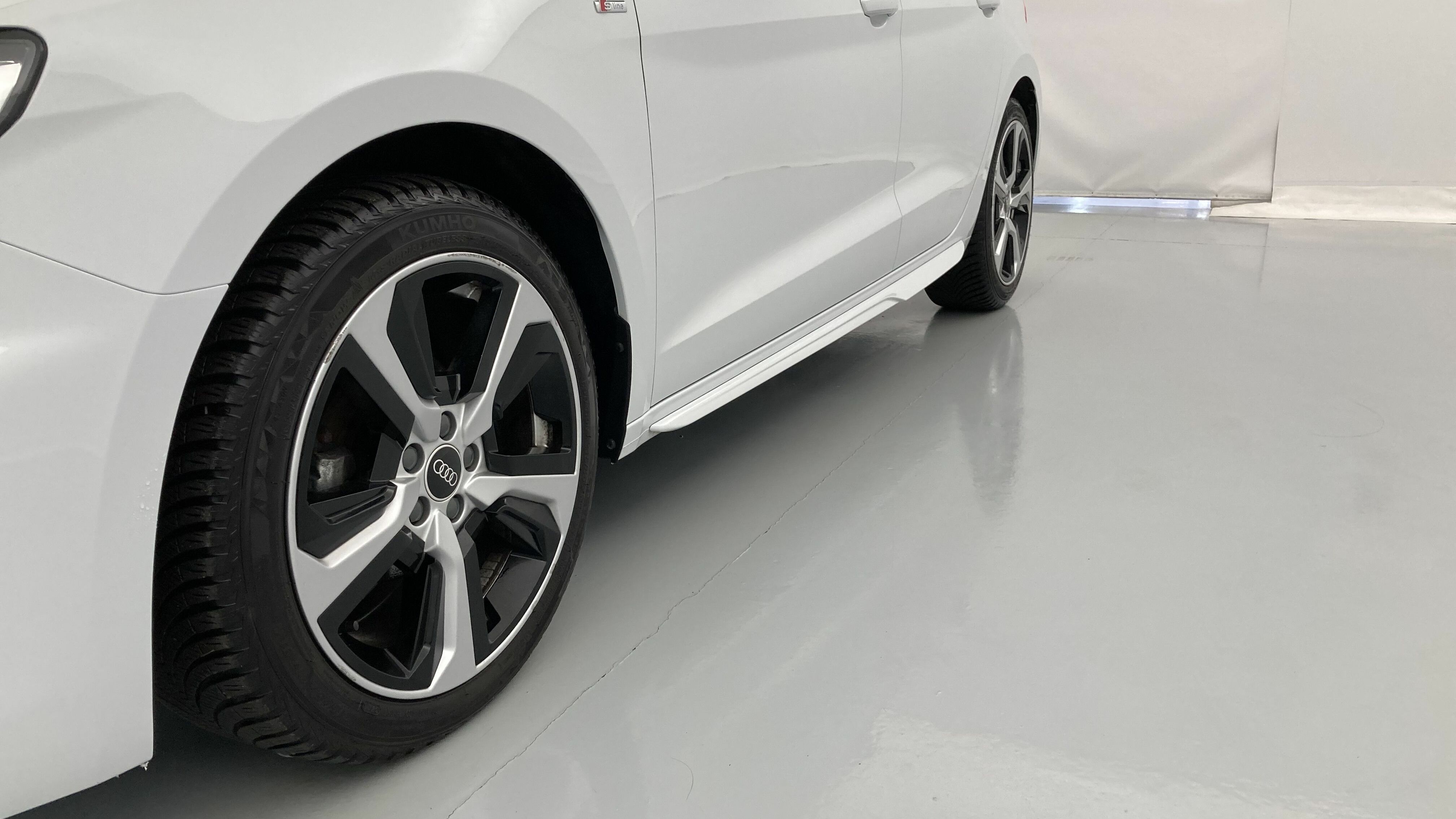 audi a1 sportback s line 25 TFSI 95 STRONIC 2023 gletscherweiß met. 26