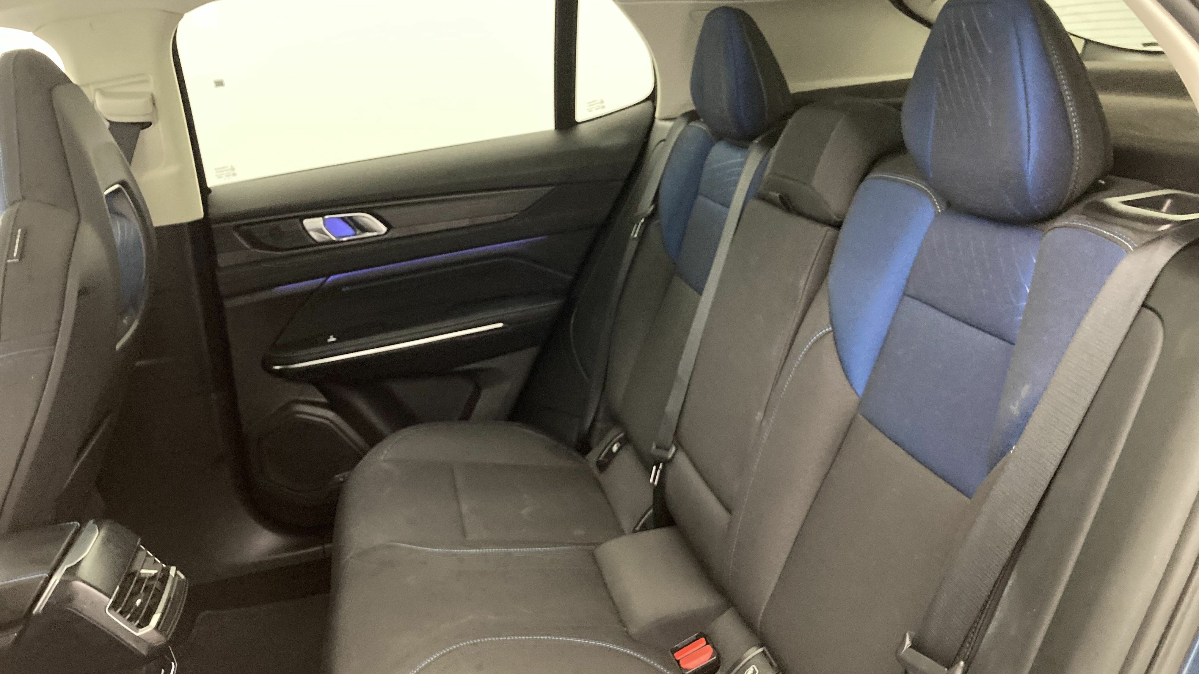 lynk&co 01 nv 1.5 PHEV 261 2022 blue 20