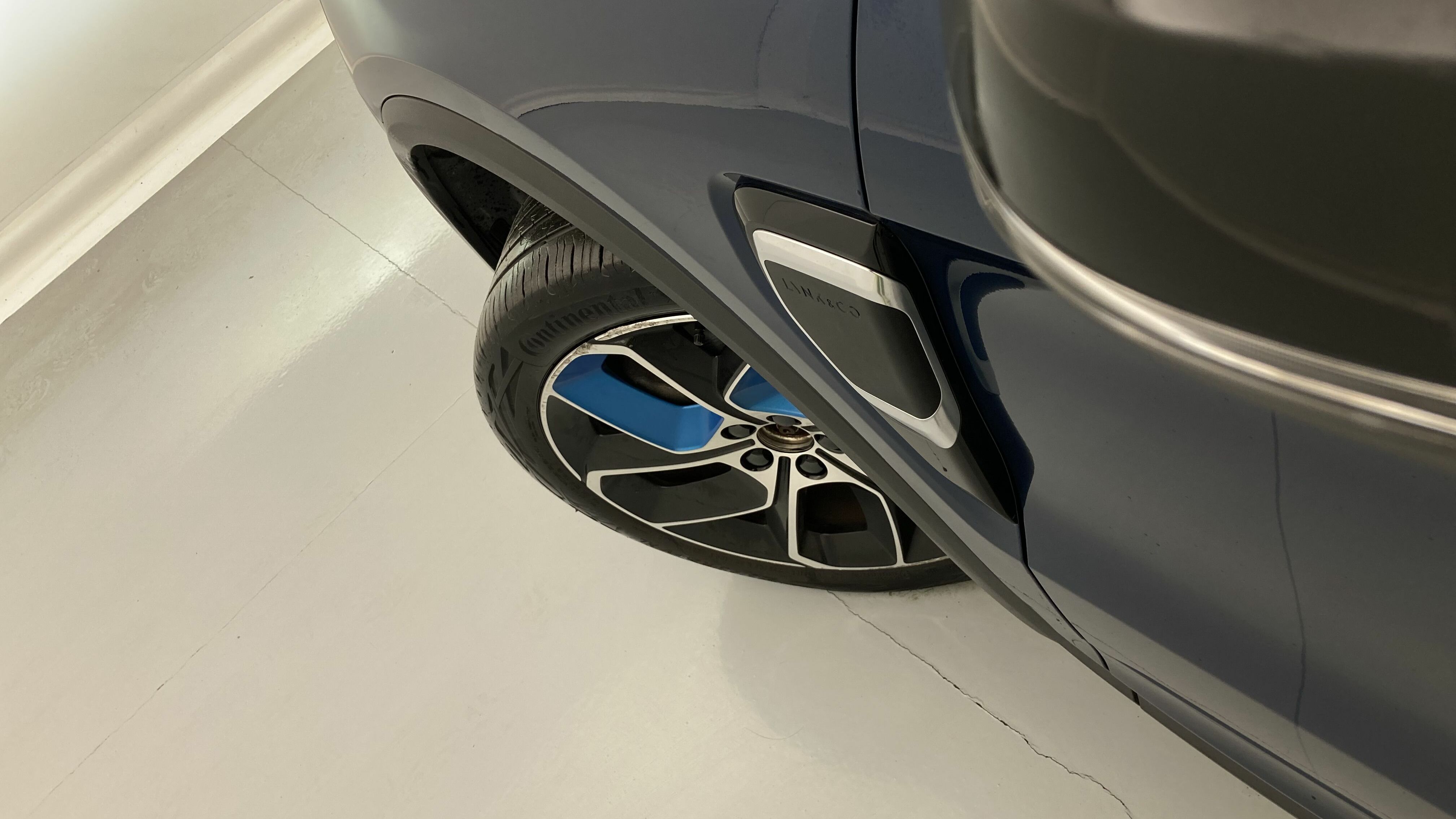 lynk&co 01 nv 1.5 PHEV 261 2022 blue 27