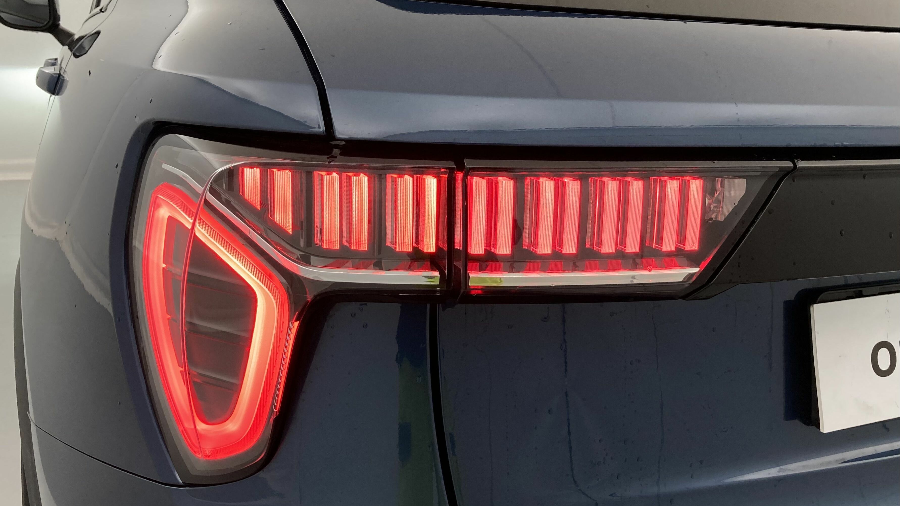 lynk&co 01 nv 1.5 PHEV 261 2022 blue 29