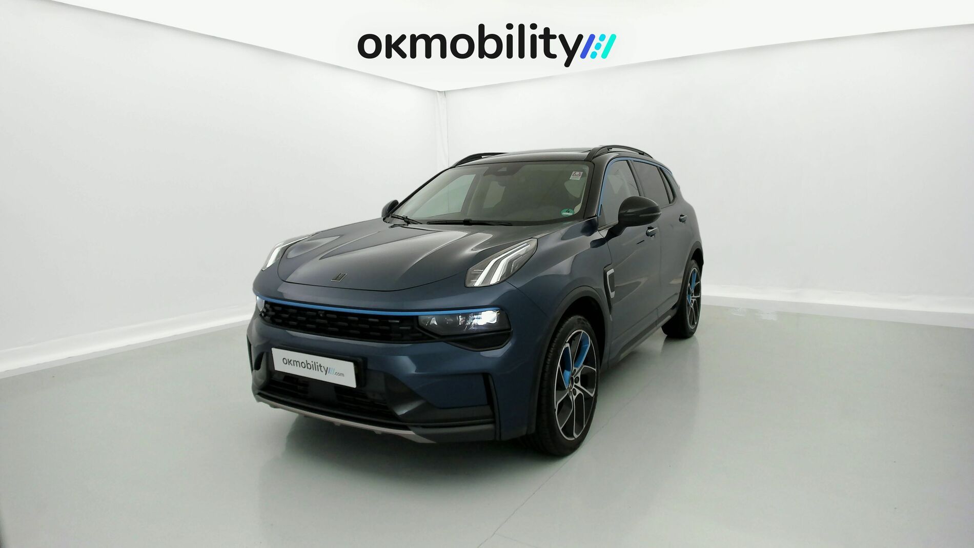 lynk&co 01 nv 1.5 PHEV 261 2022 blue 1