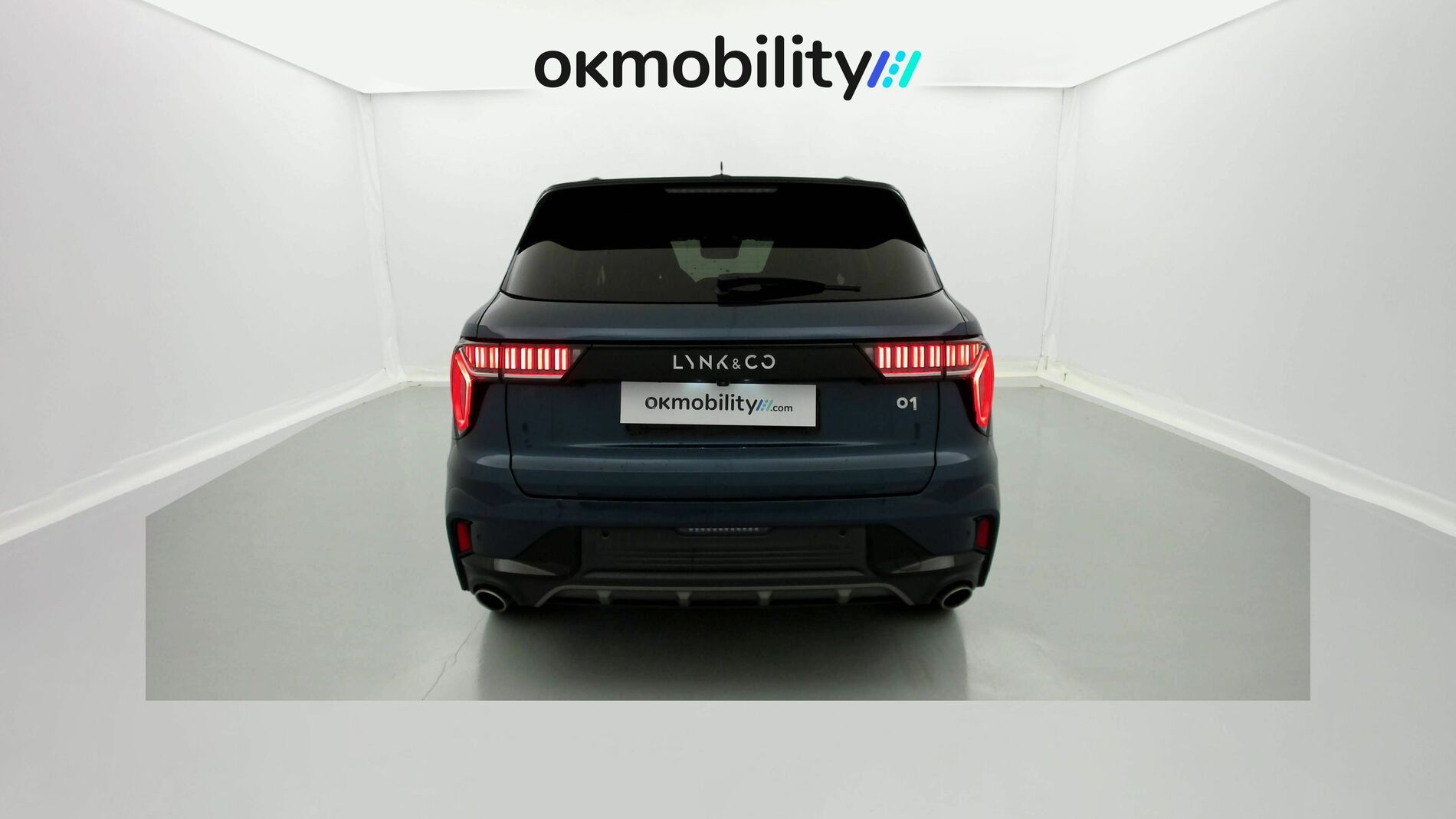 lynk&co 1 nv 1.5 PHEV 261 2022 blue 9