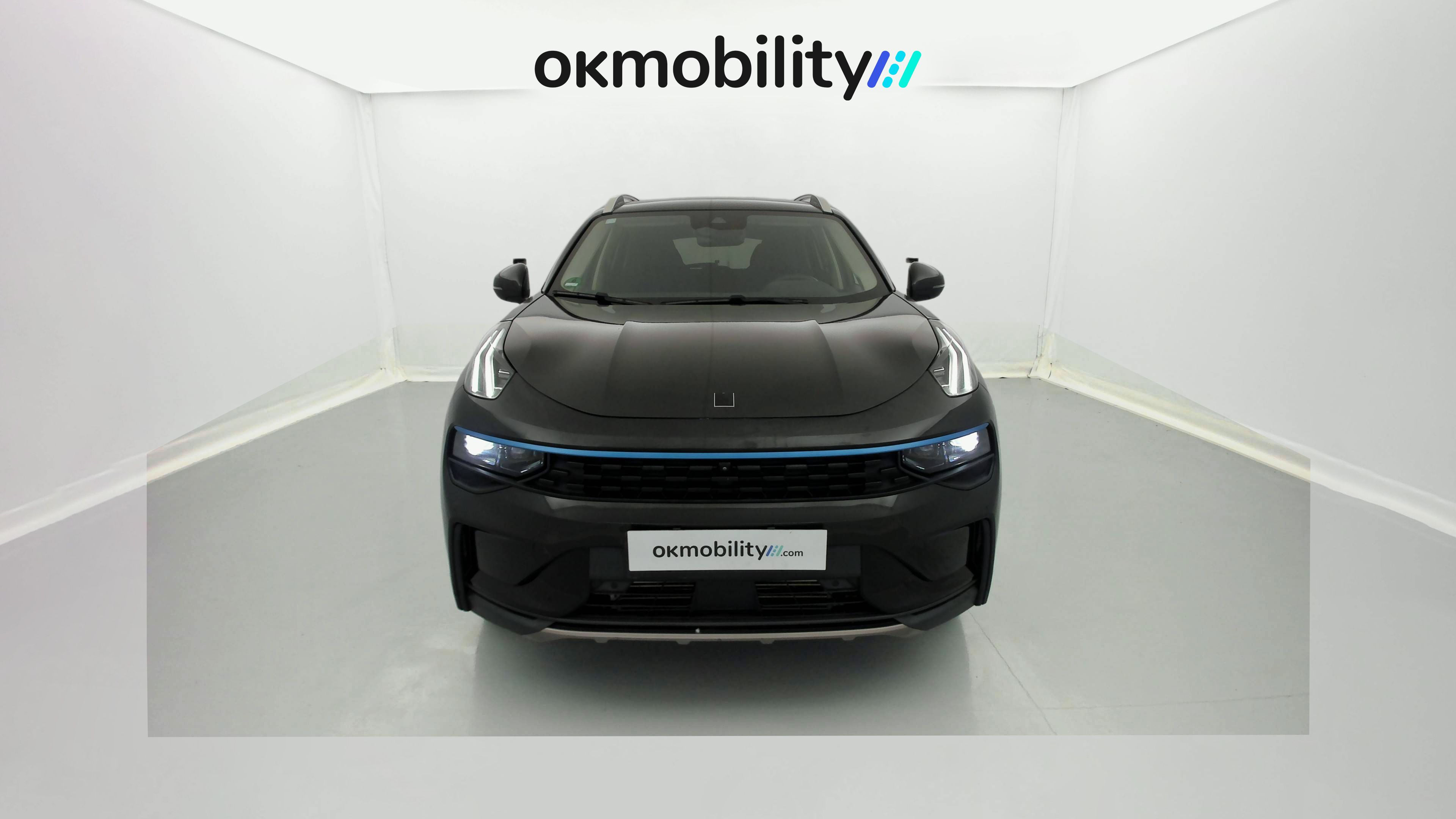 lynk&co 1 nv 1.5 PHEV 261 2022 black 4
