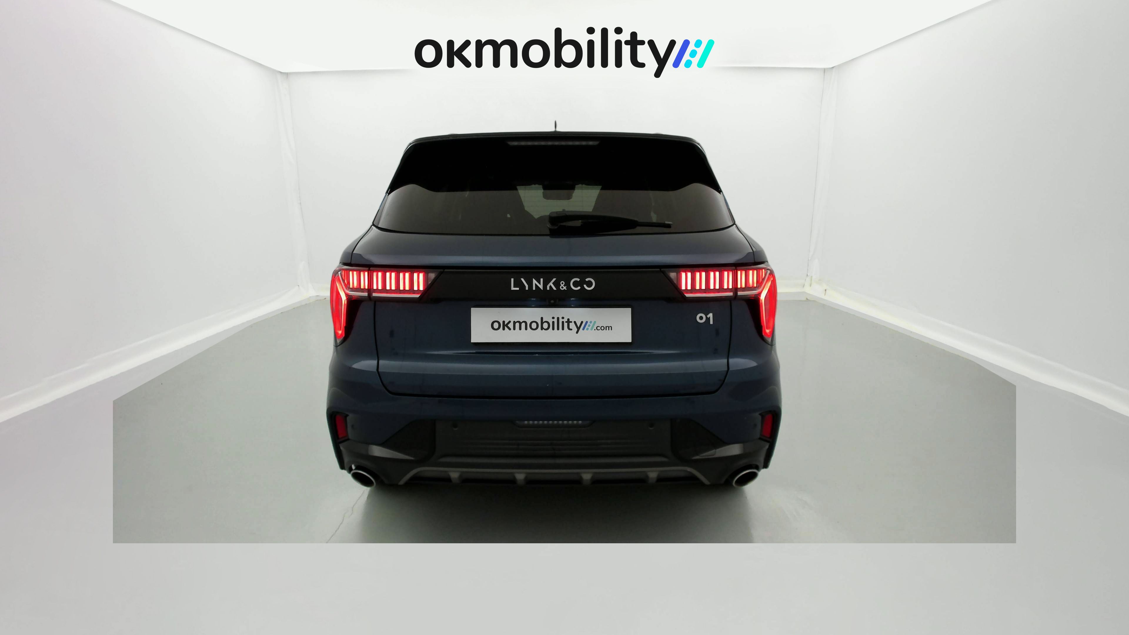 lynk&co 1 nv 1.5 PHEV 261 2022 blue 10