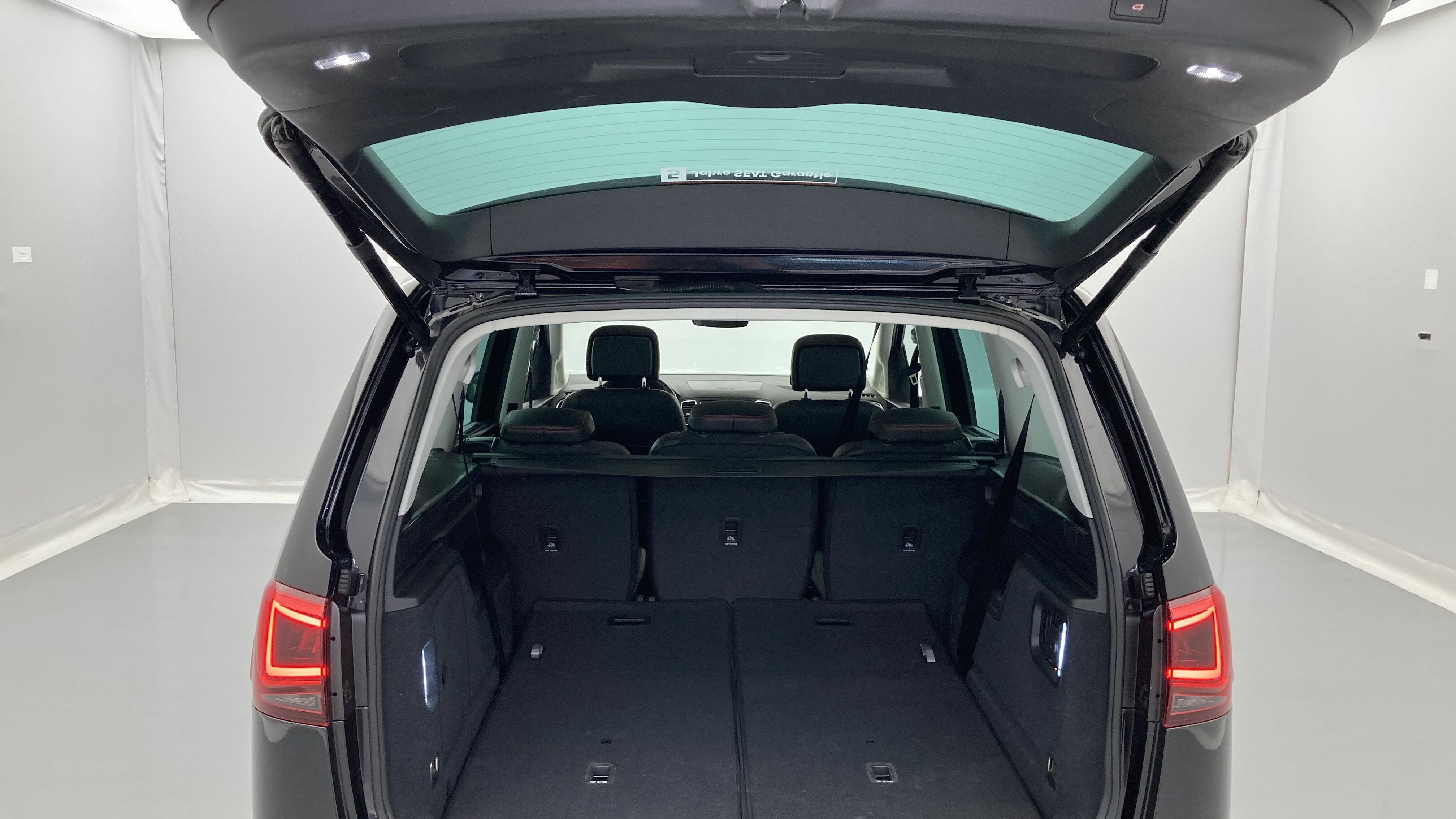 seat alhambra fr line 1.4 TSI 150 DSG 2022 edelschwarz metallic 25