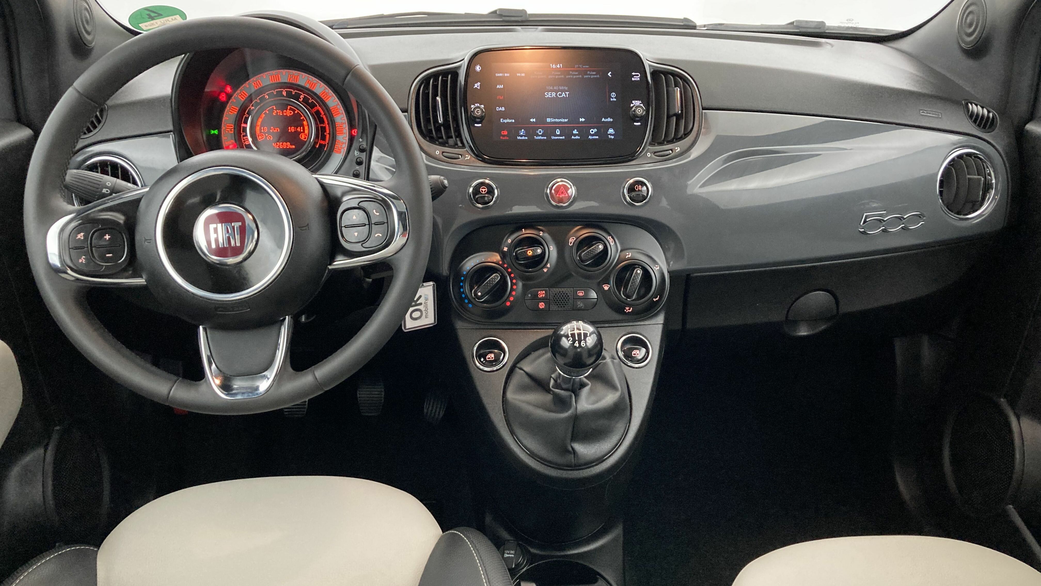 fiat 500 dolcevita 1.0 HYBRID 70 MHEV 2022 carrara grau 17