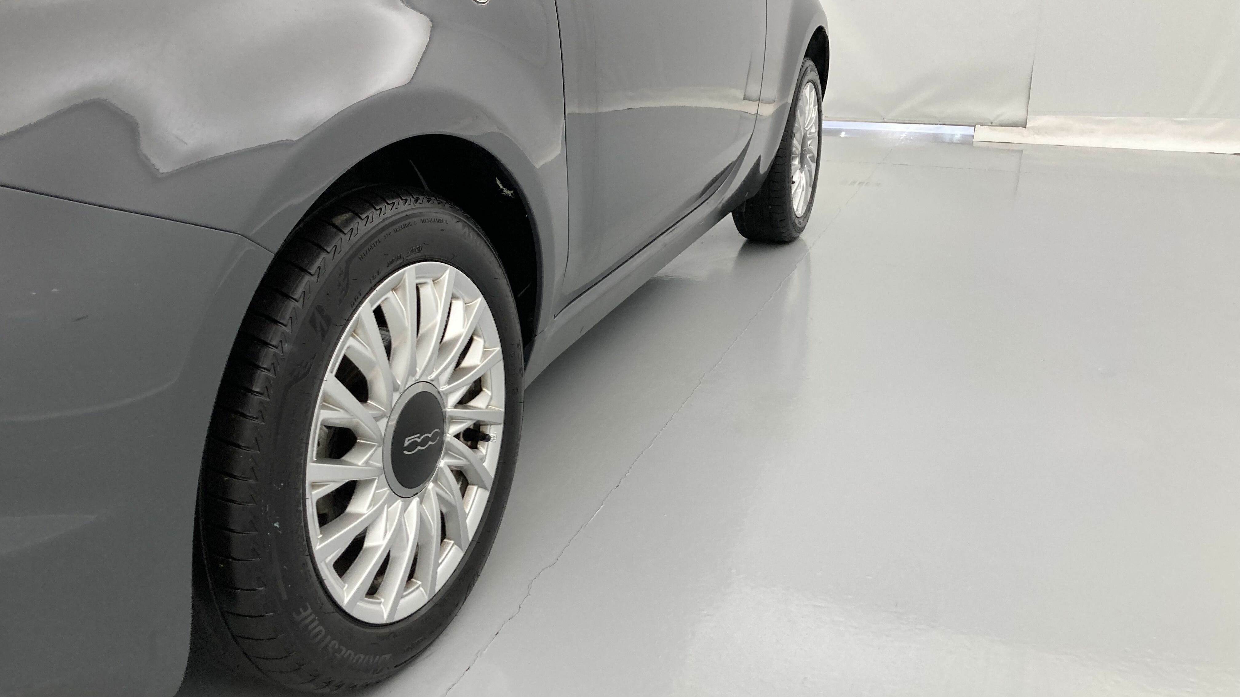 fiat 500 dolcevita 1.0 HYBRID 70 MHEV 2022 carrara grau 27