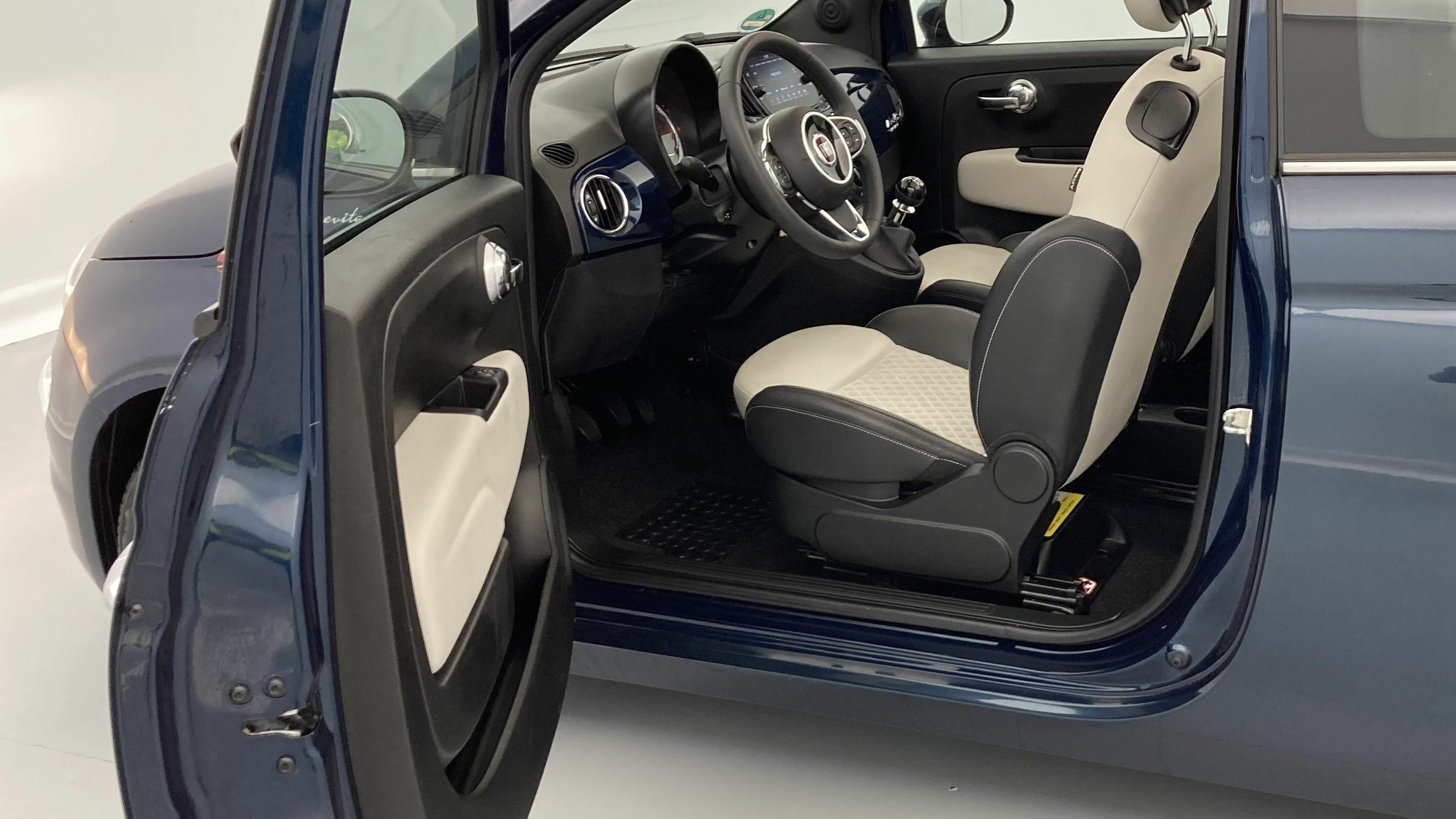 fiat 500c dolcevita 1.0 HYBRID 70 MHEV 2022 azul dipinto 14