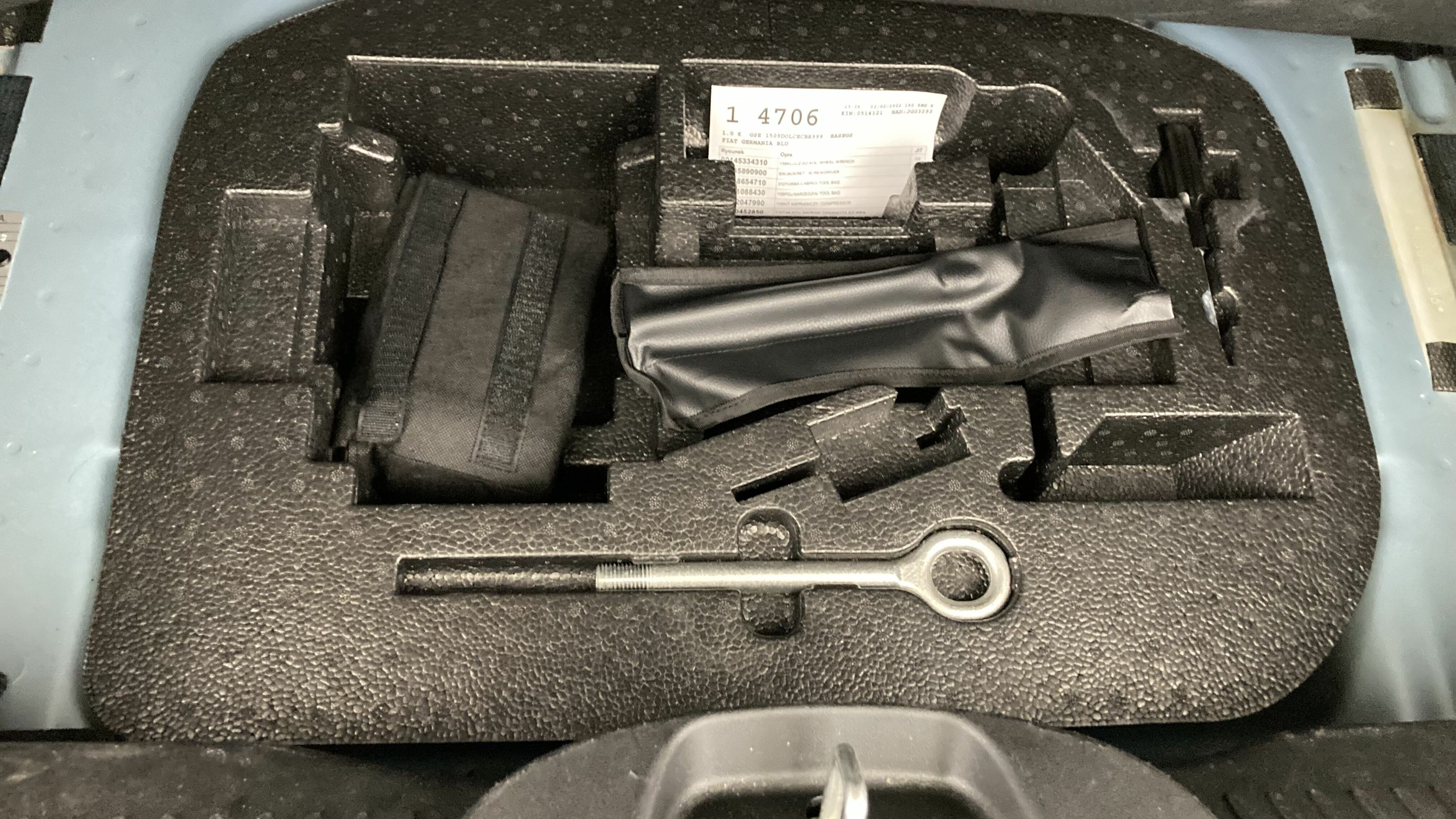 fiat 500c dolcevita 1.0 HYBRID 70 MHEV 2022 azul dipinto 24