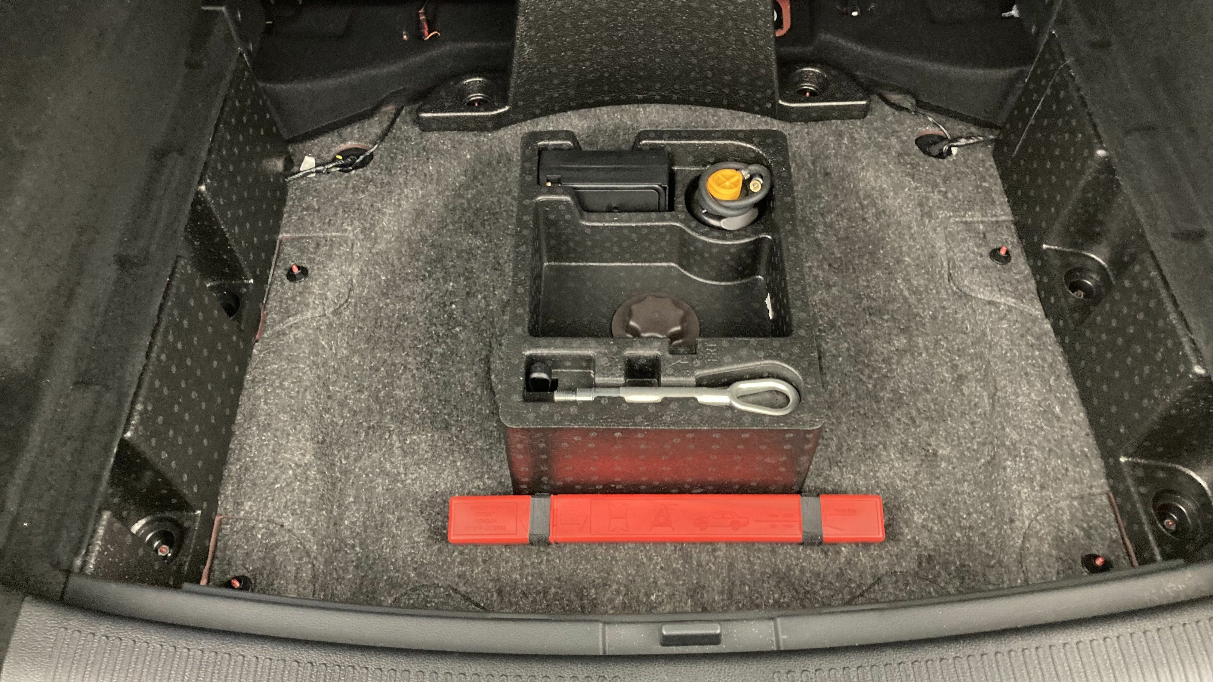 mg hs comfort 1.5 T-GDI 162 2023 diamond red 23