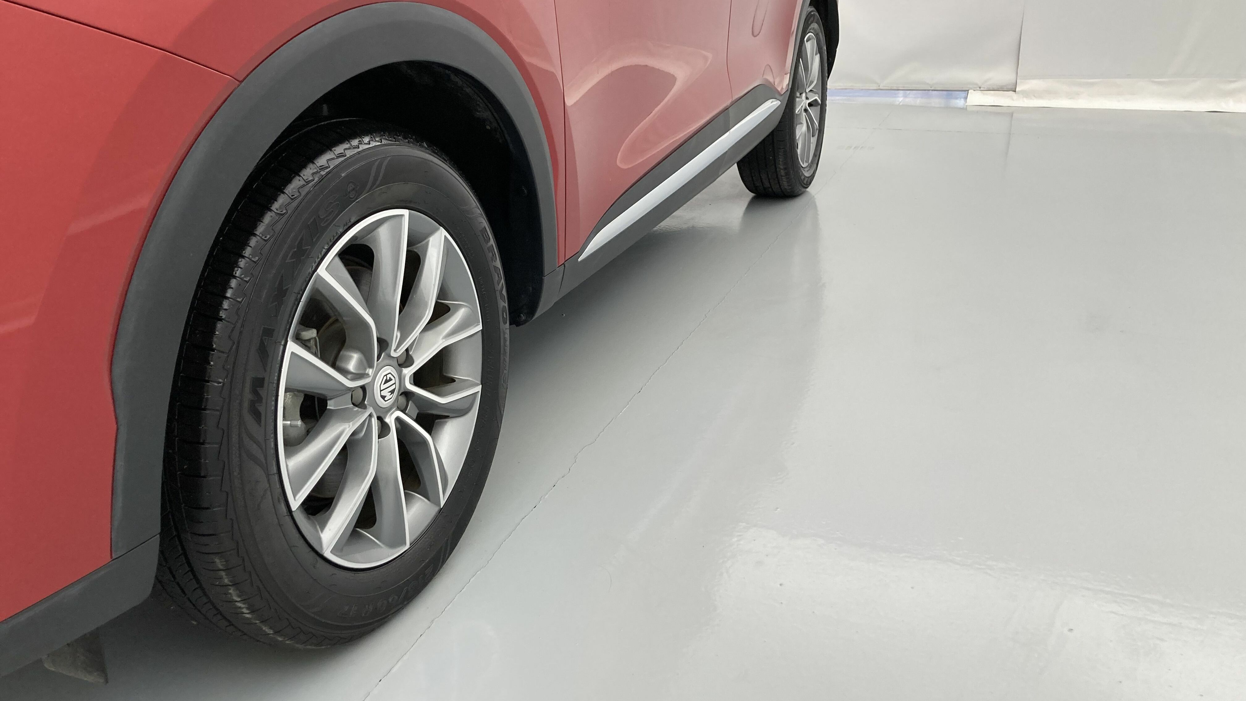 mg hs comfort 1.5 T-GDI 162 2023 diamond red 26