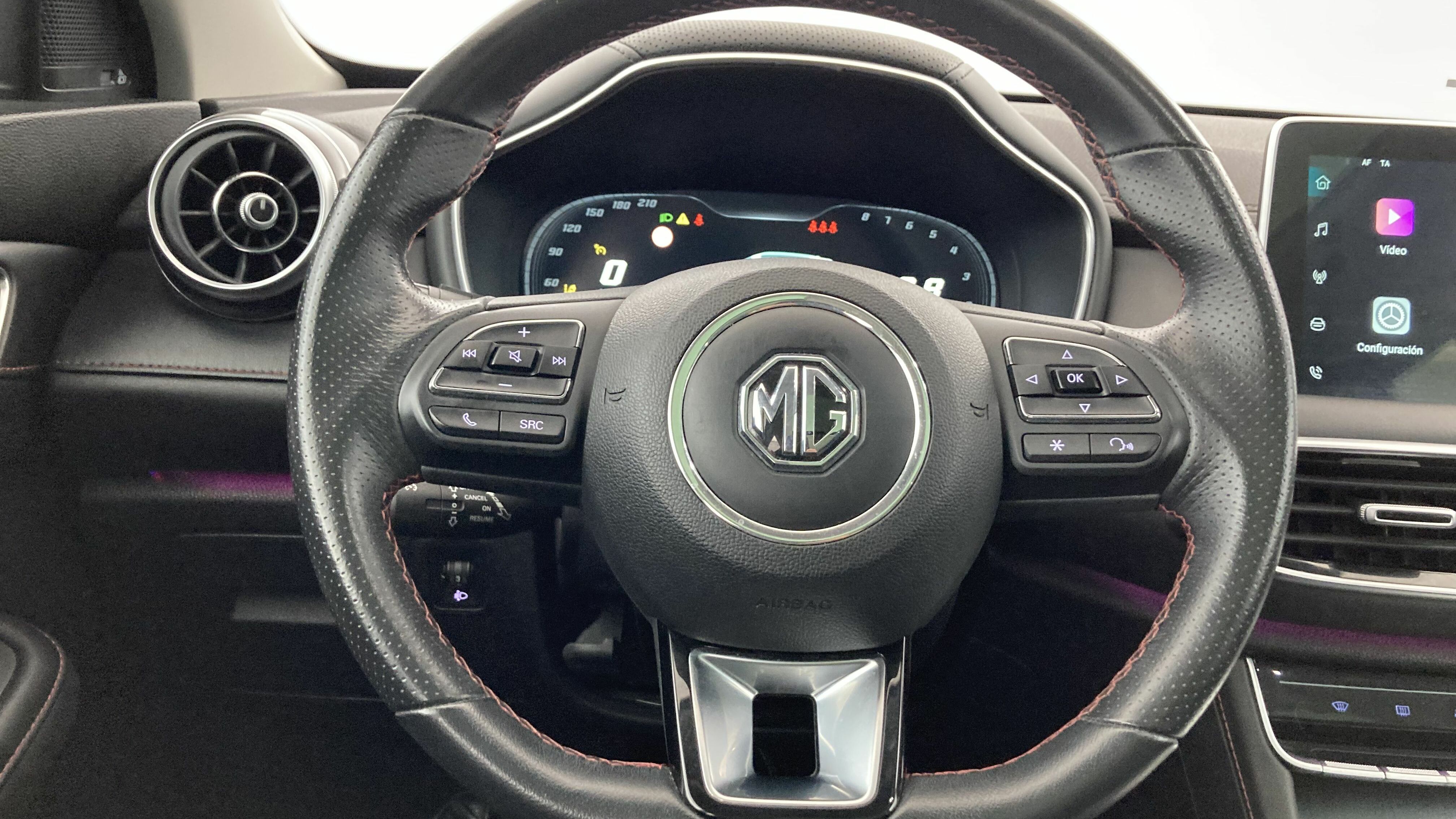 mg hs luxury 1.5 T-GDI 162 2023 diamond red 18