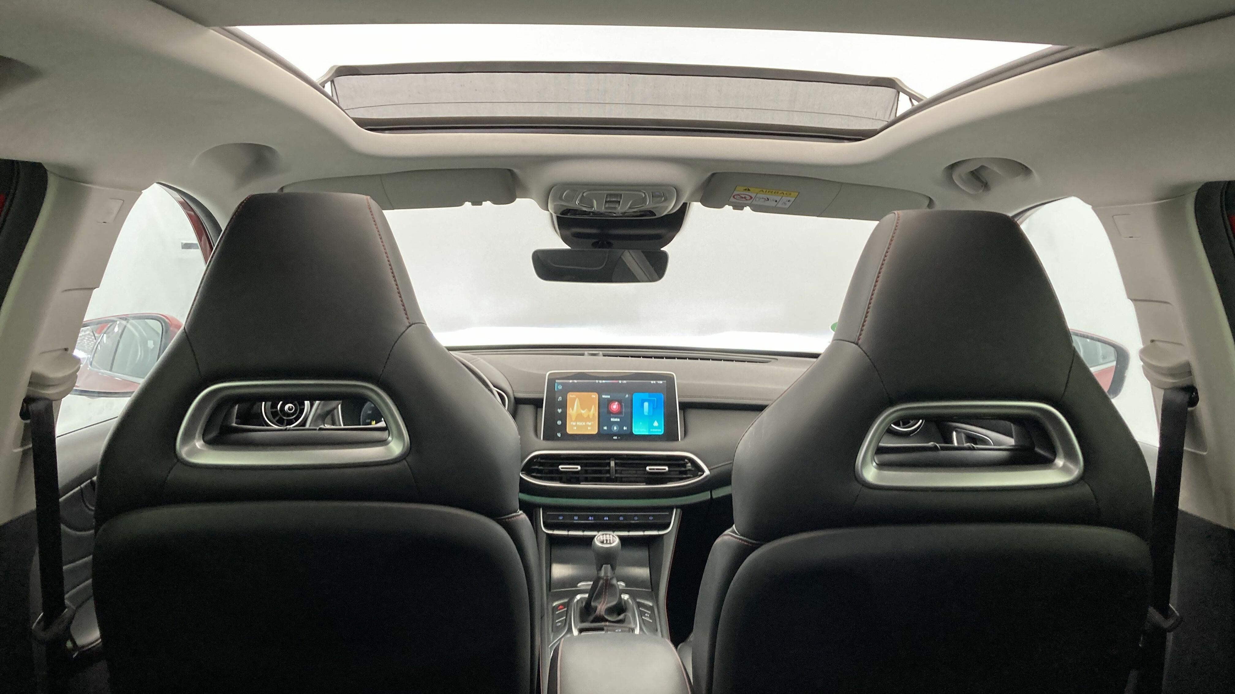 mg hs luxury 1.5 T-GDI 162 2023 diamond red 33