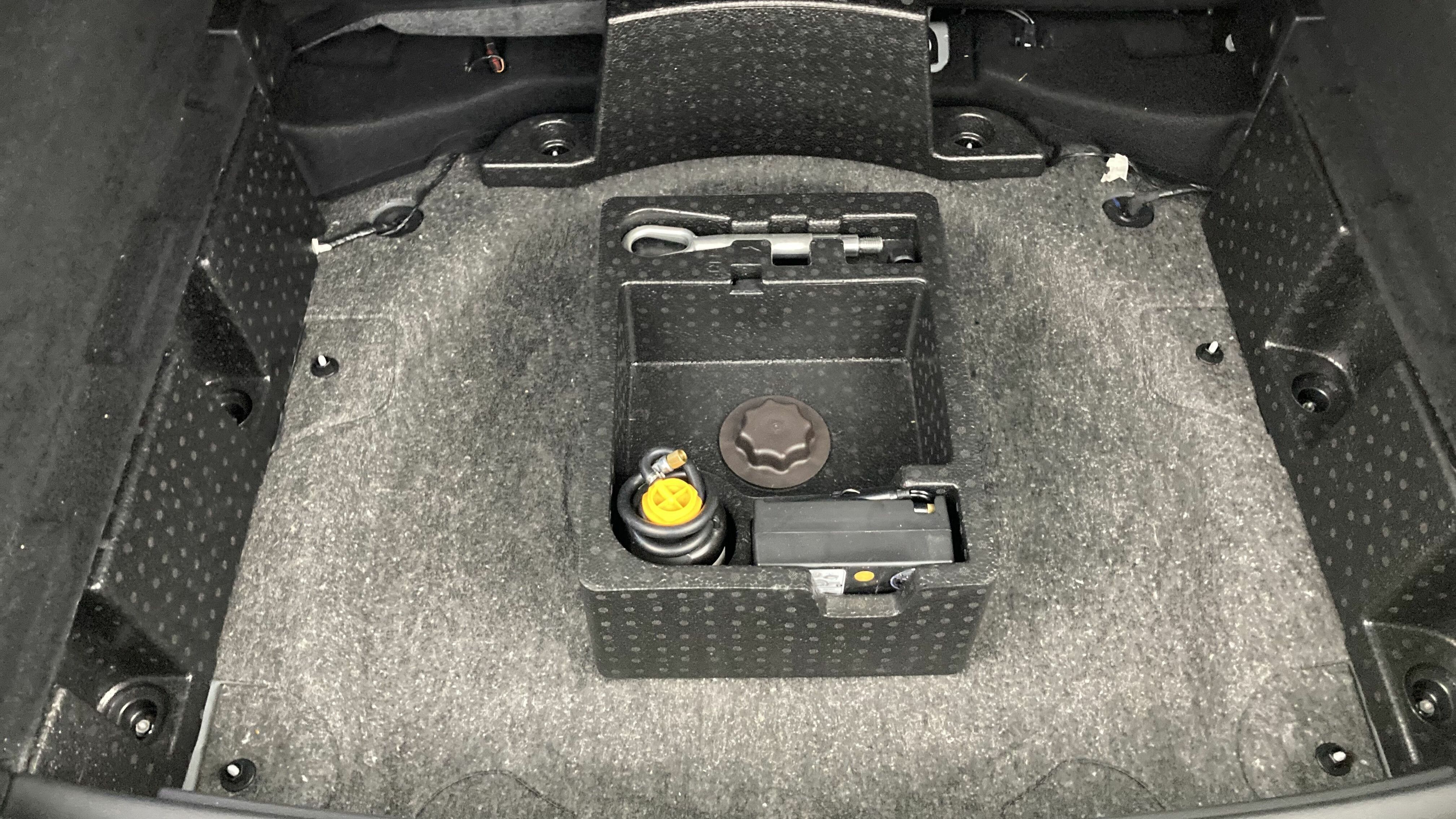 mg hs luxury 1.5 T-GDI 162 2023 medal silver 24