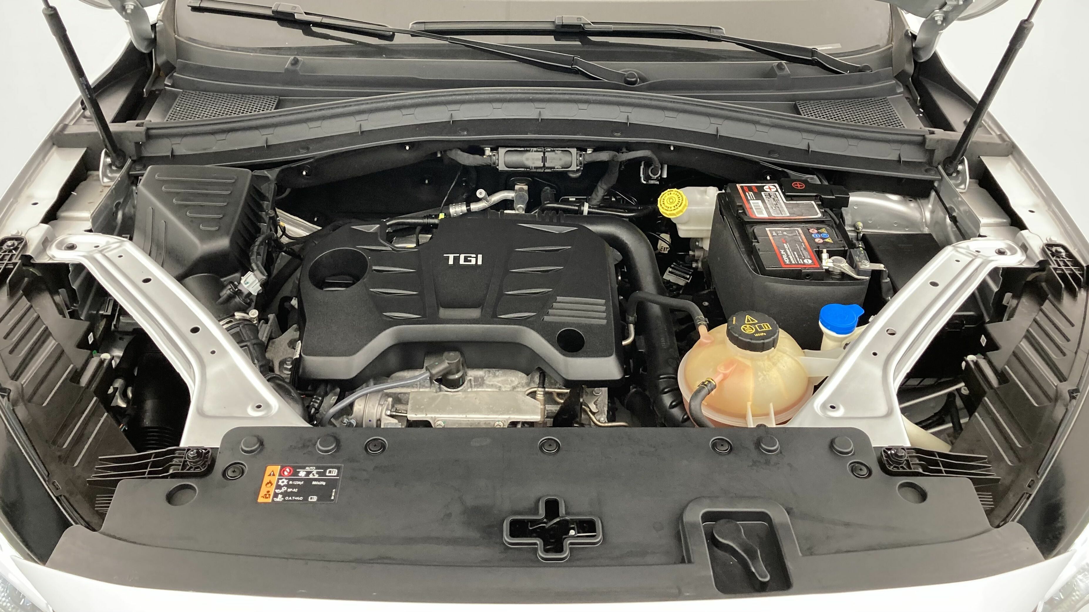 mg hs luxury 1.5 T-GDI 162 2023 medal silver 26