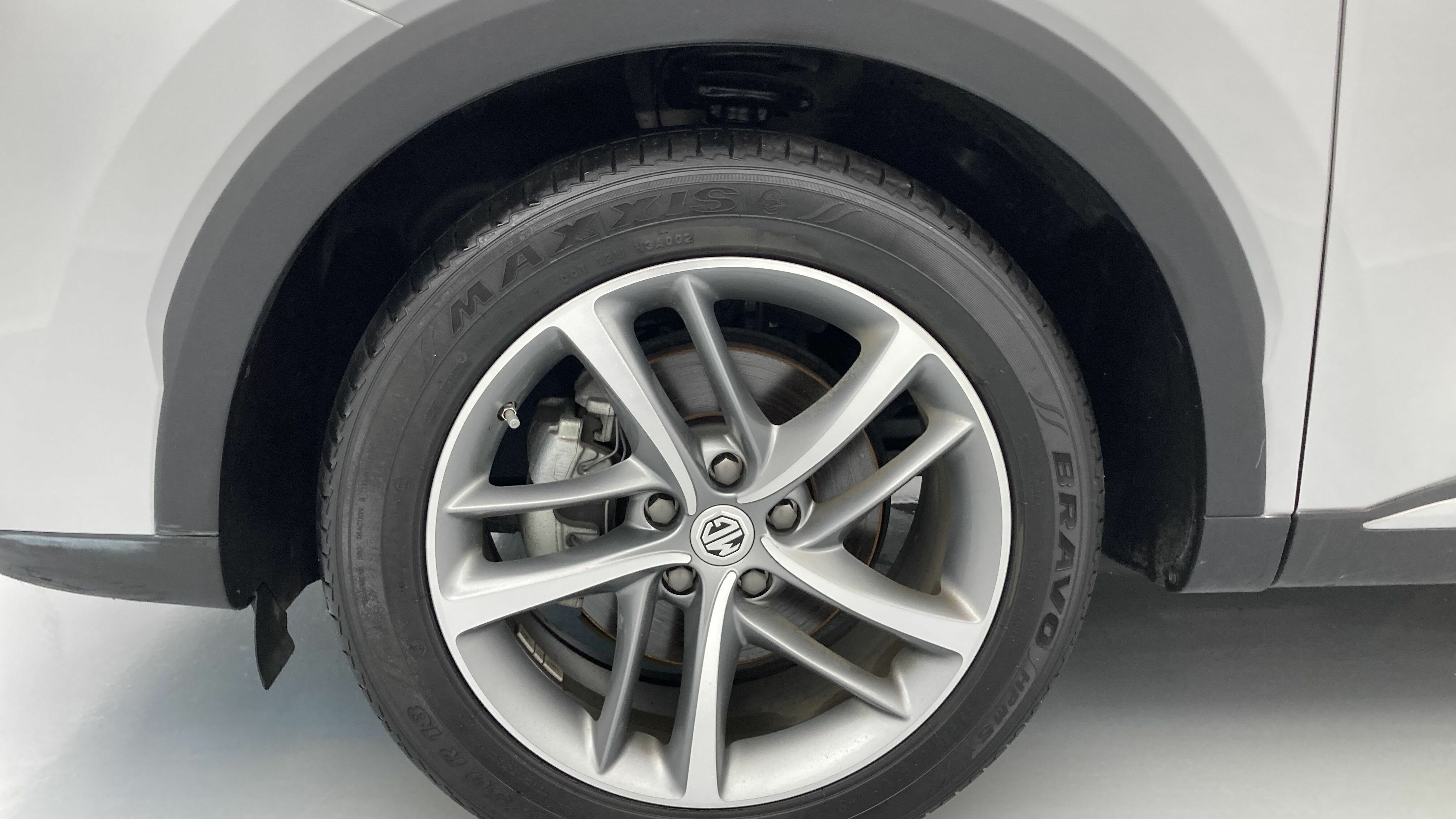 mg hs luxury 1.5 T-GDI 162 2023 medal silver 28