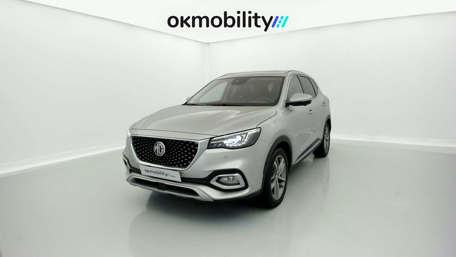 mg hs luxury 1.5 T-GDI 162 2023 medal silver 1