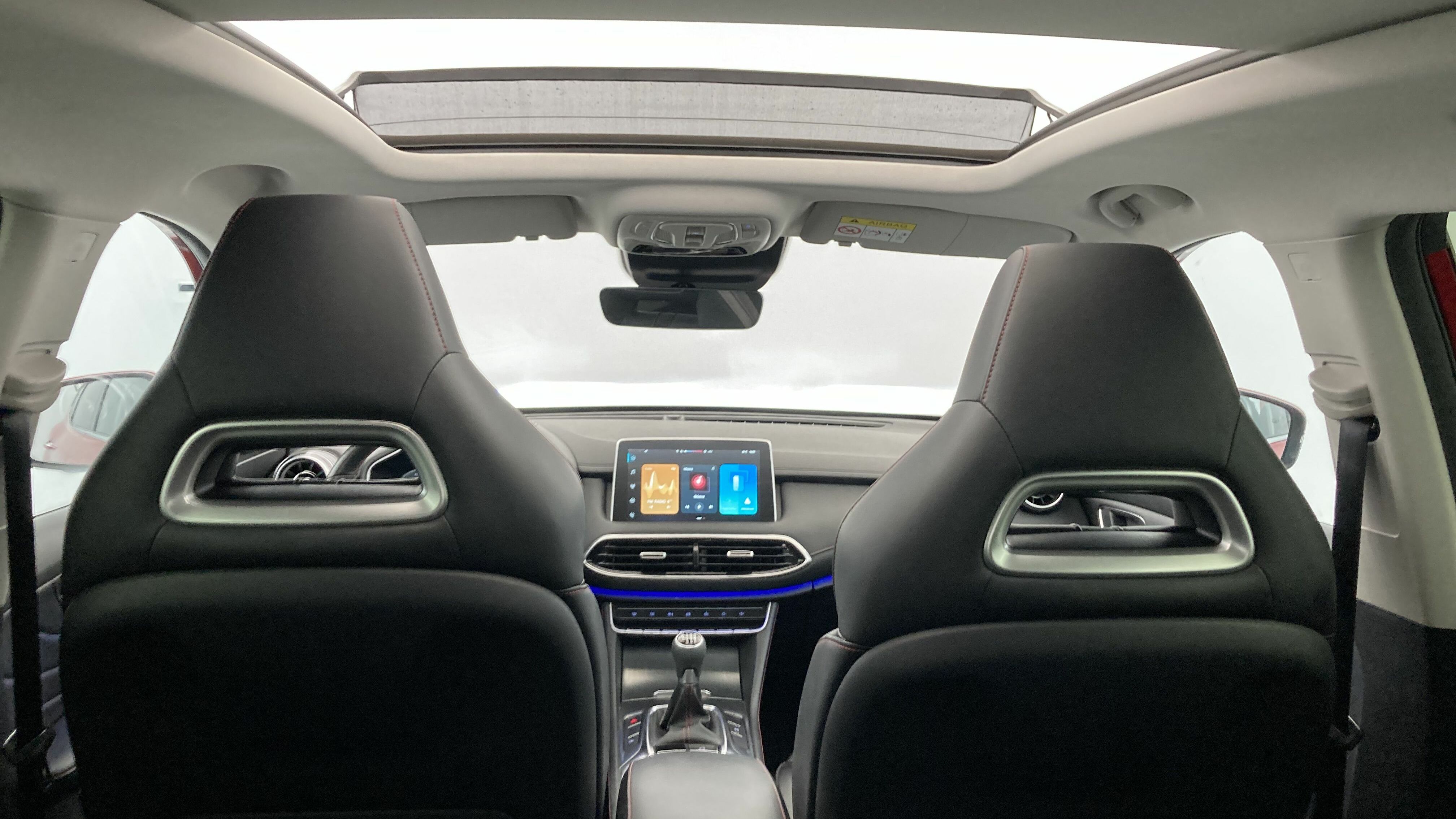 mg hs luxury 1.5 T-GDI 162 2023 diamond red 32