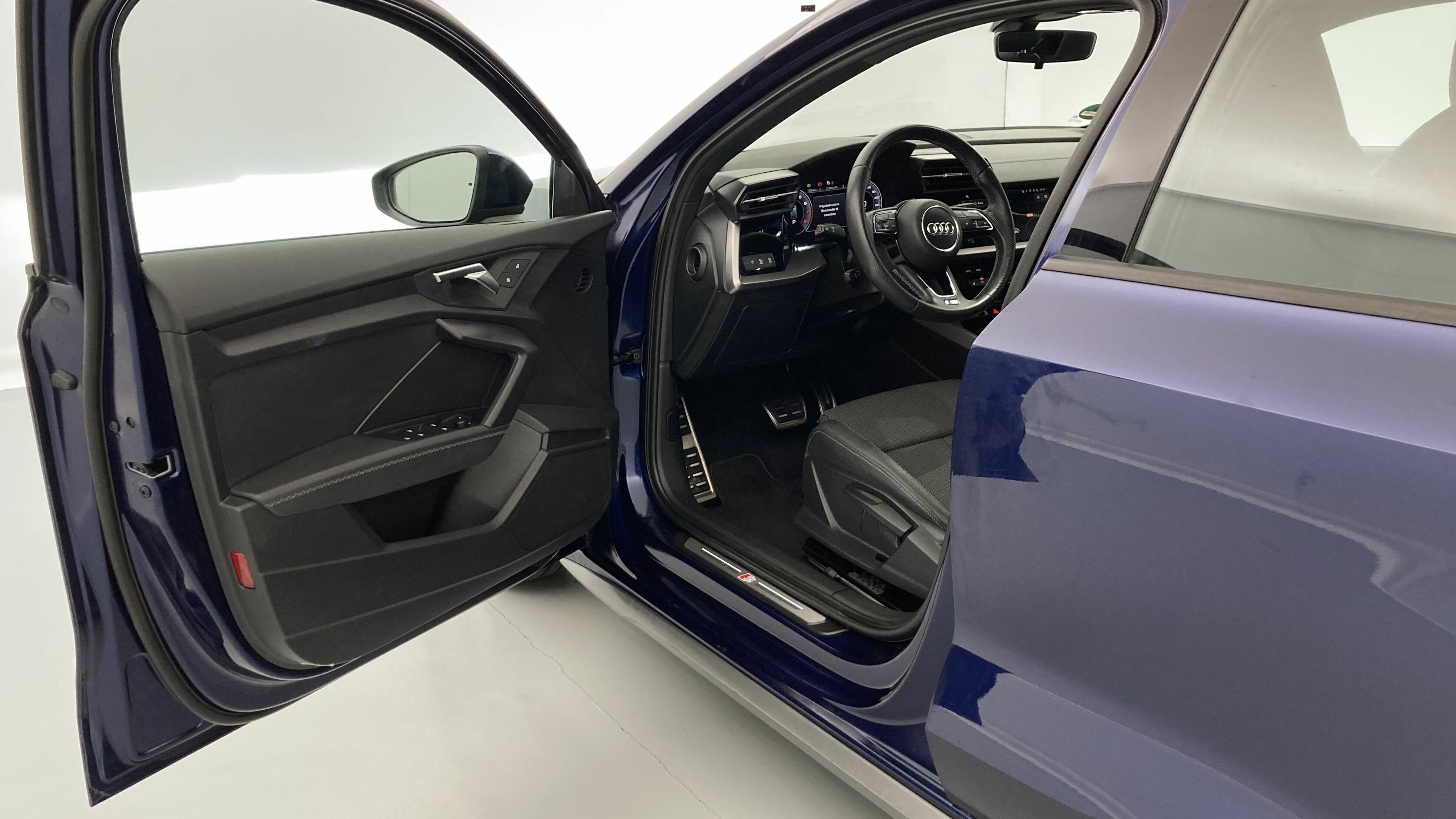 audi a3 sportback s line 35 TFSI 150 STRONIC 2023 navarrablau metallic 14