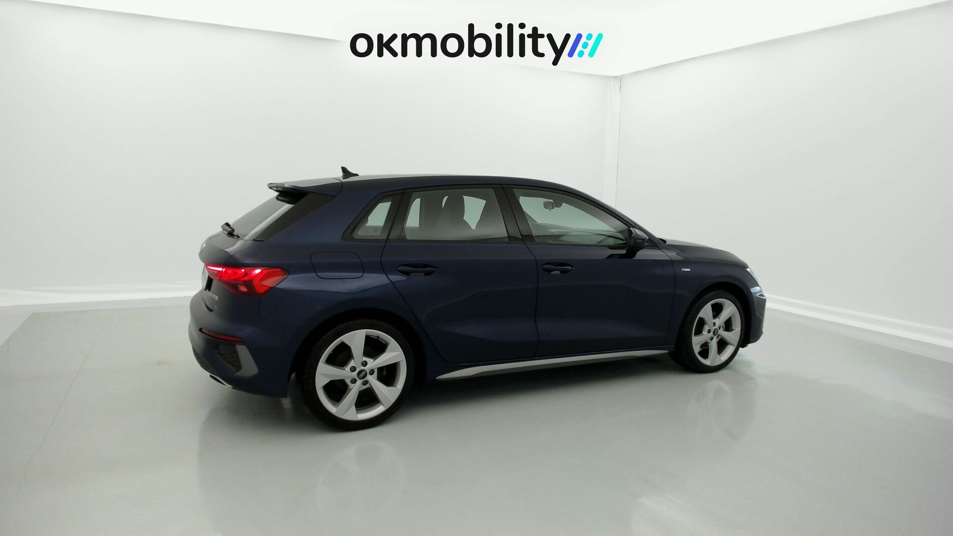 audi a3 sportback s line 35 TFSI 150 STRONIC 2023 navarrablau metallic 13