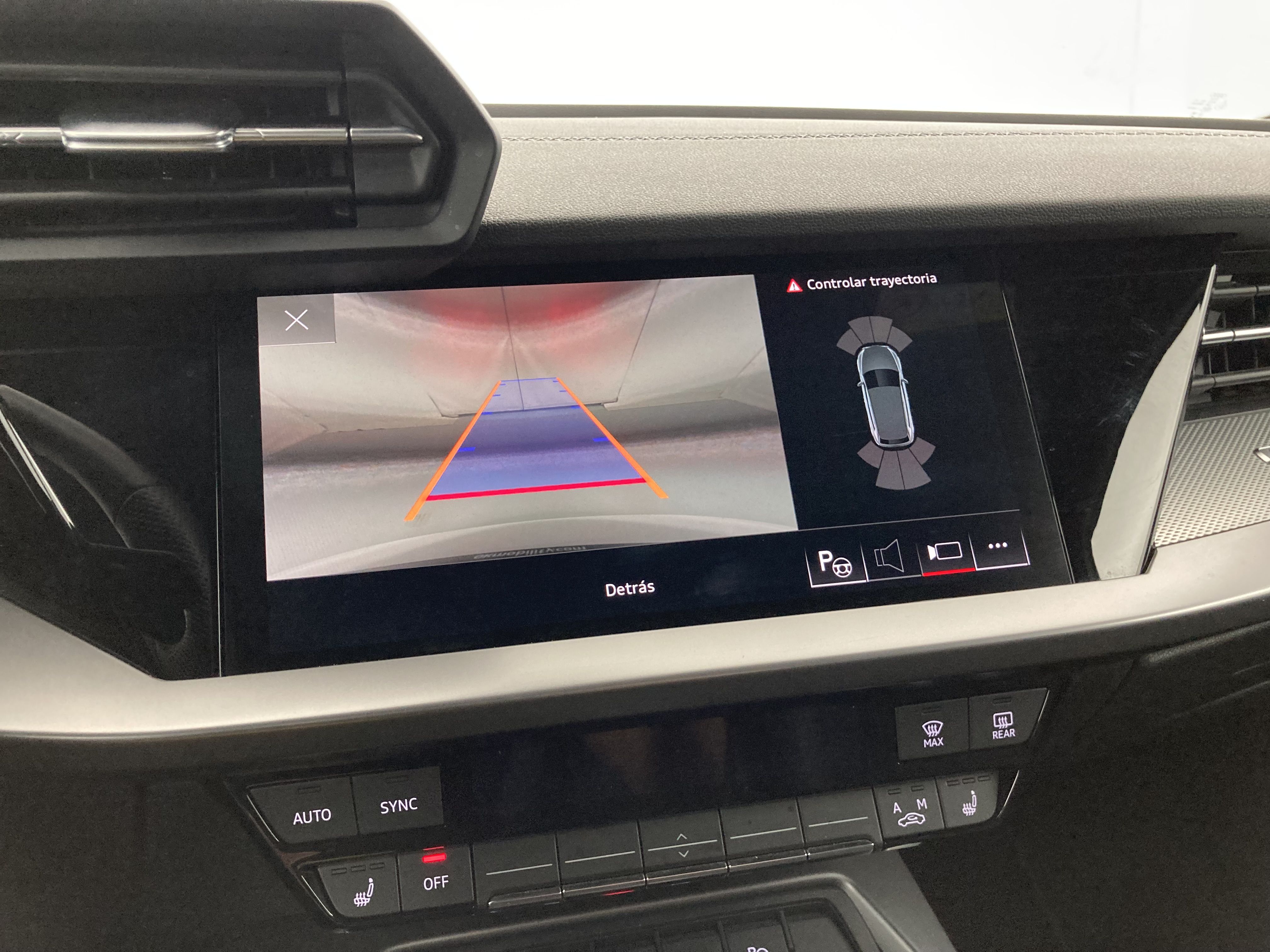 audi a3 sportback s line 35 TFSI 150 STRONIC 2023 gletscherweiss metallic 25