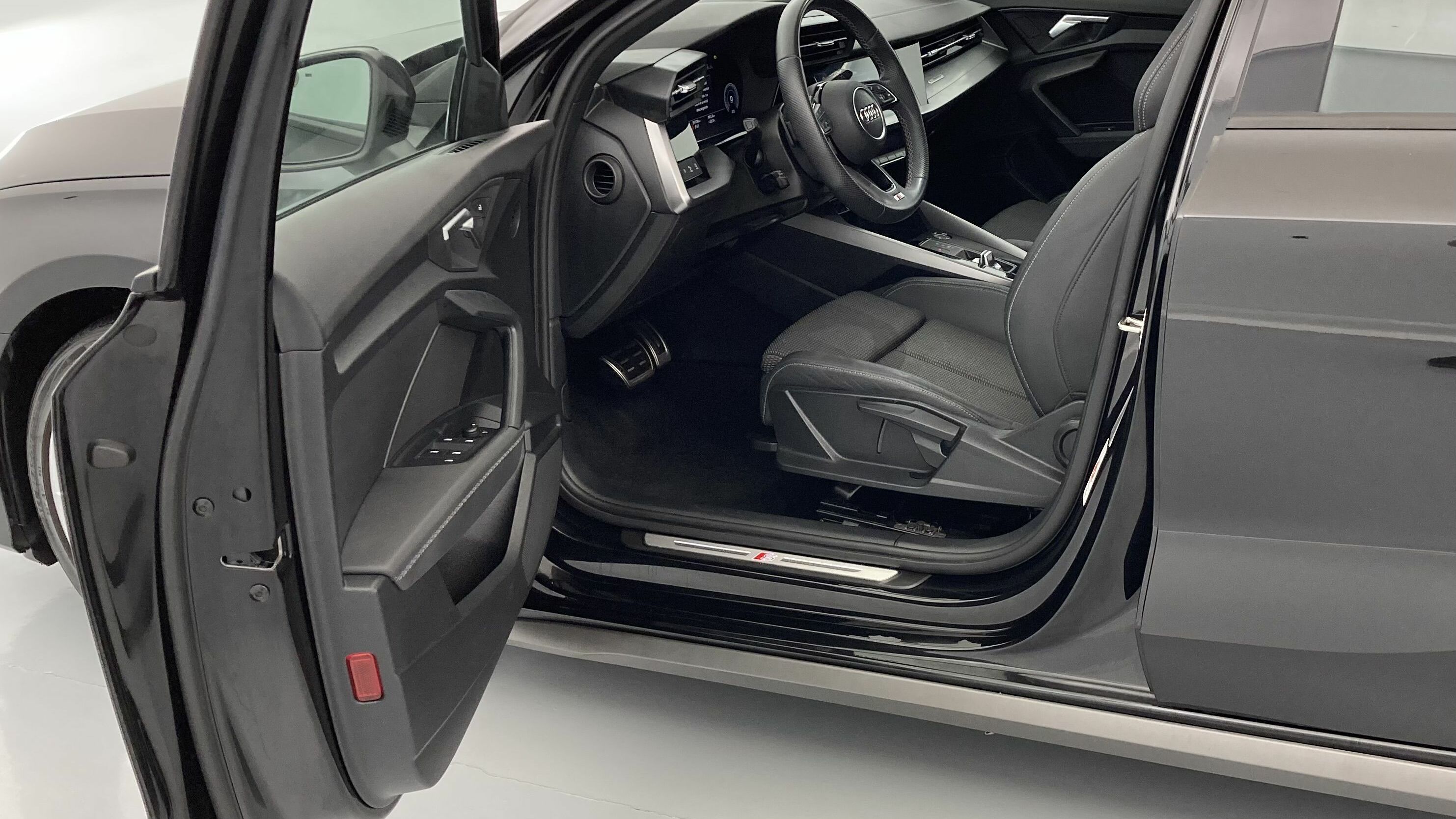 audi a3 sportback s line 35 TFSI 150 STRONIC 2024 mythosschwar met. 14